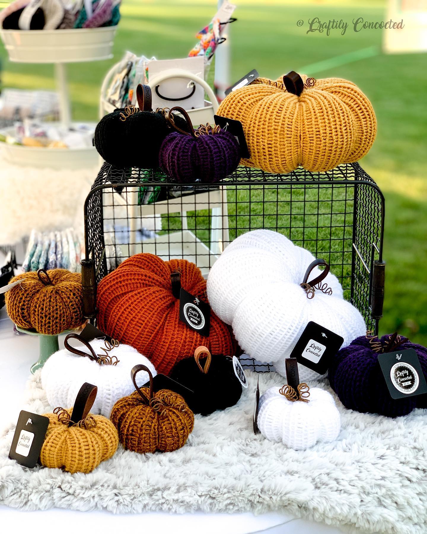 🎃Pumpkins are here! 🎃
If you’ve seen me at any markets lately, you’ve probably noticed that I’m all set up for fall!
🎃
Check out my Events link in my profile to scope out where you might see me next!
🎃Wish you could shop in your pjs? These are also listed in my shop. 😉
.
#craftilyconcocted #fallishere #falldecor #fall #autumnvibes #handmadedecor #knotpumpkins #pumpkins #pumpkinseason #pumpkin