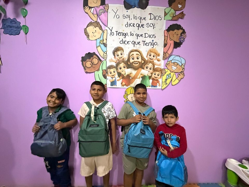 We want to thank everybody that gave a backpack, pencils, paper, funds, or even just booked a tour. Because your support goes along way. Your donations always go towards getting kids school supplies and backpacks. So thank you once again for being a blessing to the kids here in our church. in Roatan. #realdeal #kids #vacationwithapurpose