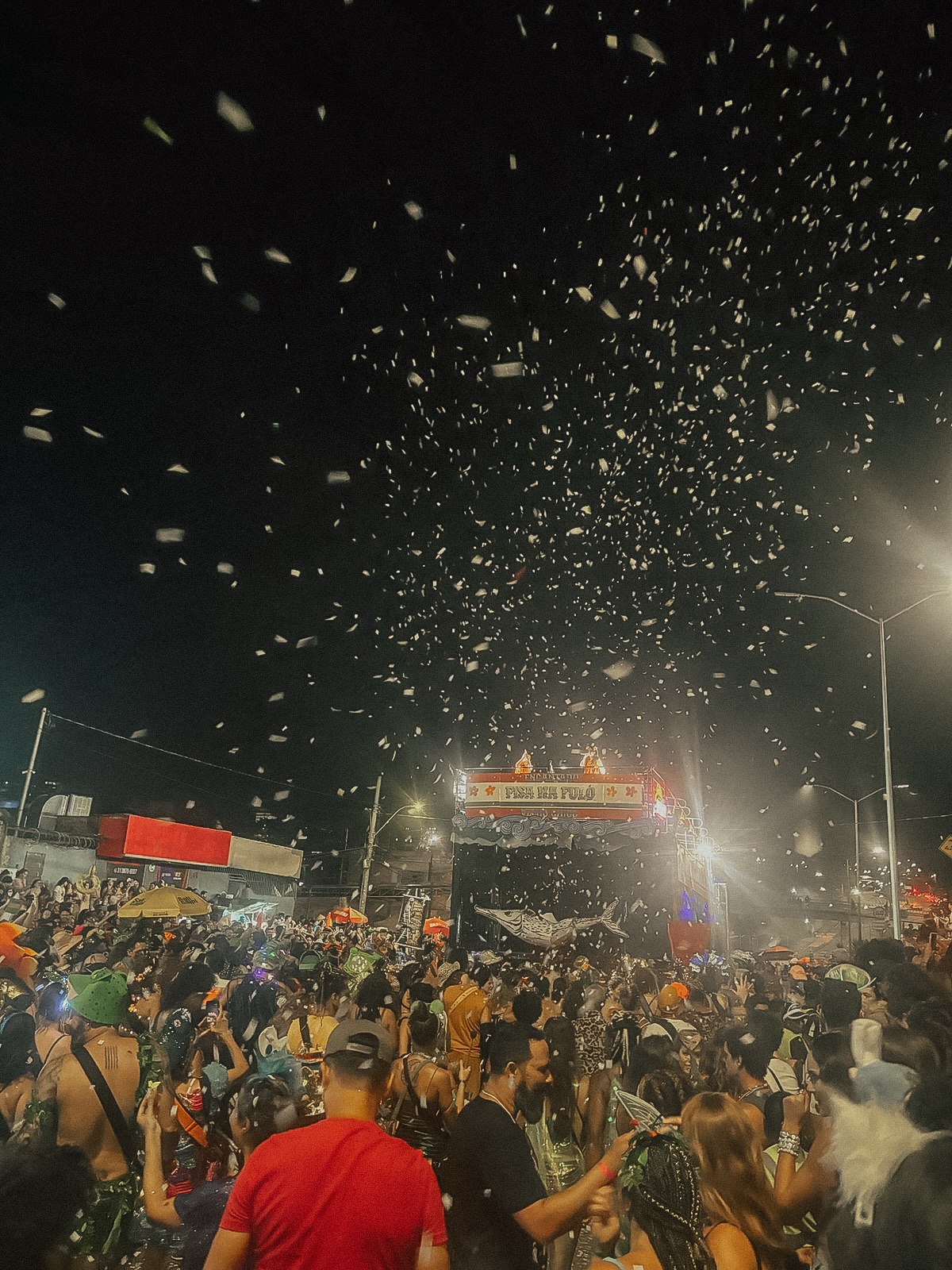Quem tem amigos tem tudo 🤍
Mais um carnaval com pessoas que eu amo e amei conhecer, com mais histórias vividas de verdade 🌟