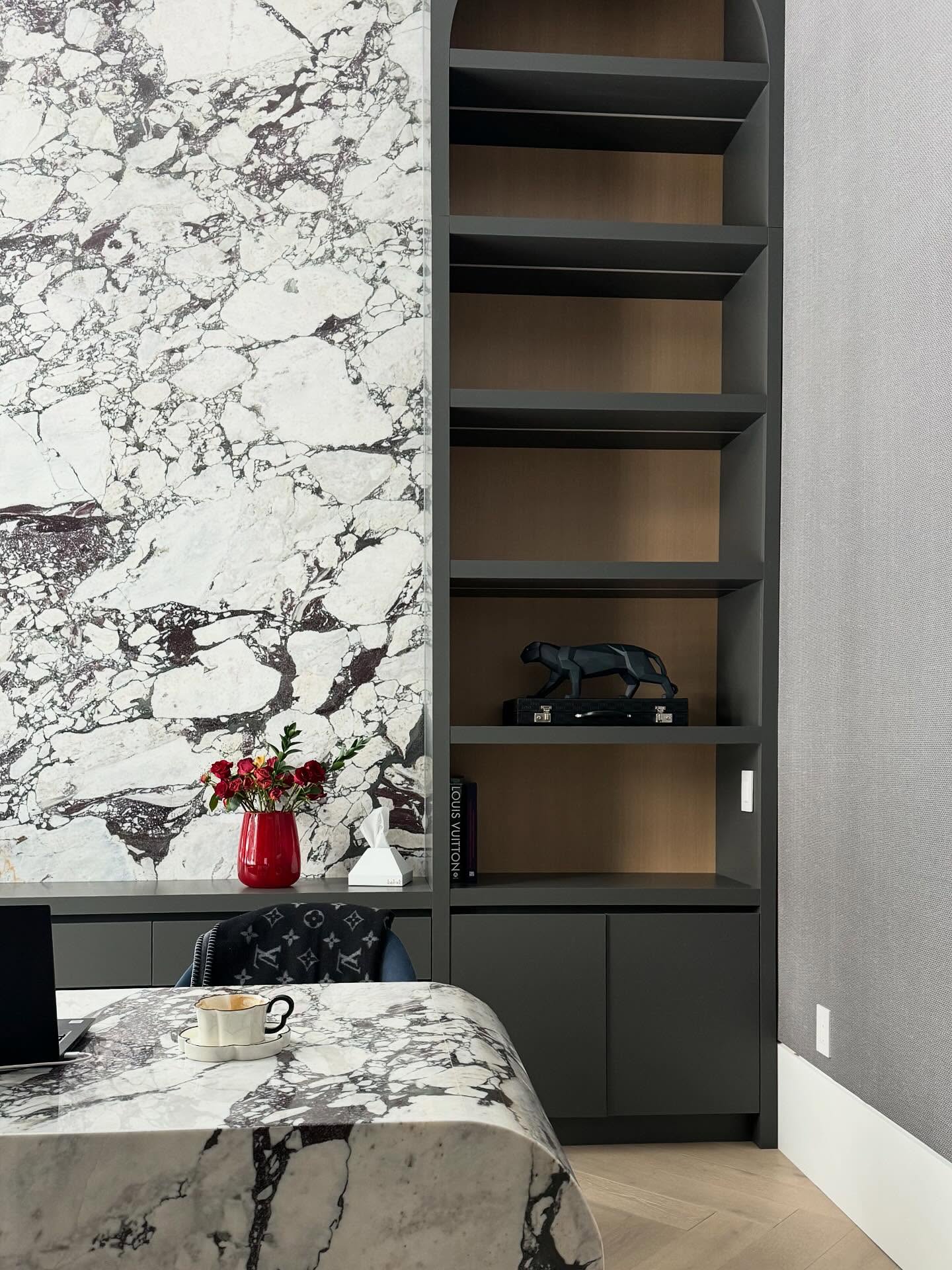 🤍 home office aesthetic ft BOHXT in white🤍
——link in bio to order——