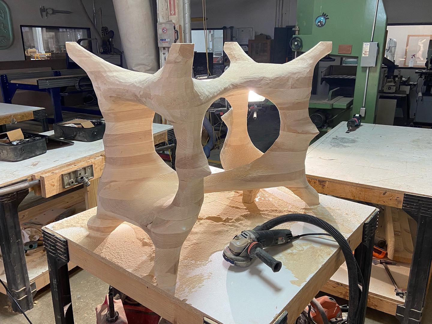 It’s a kitchen table. @arbortechie @manpatools @saburrtooth #powercarving #woodcarving
