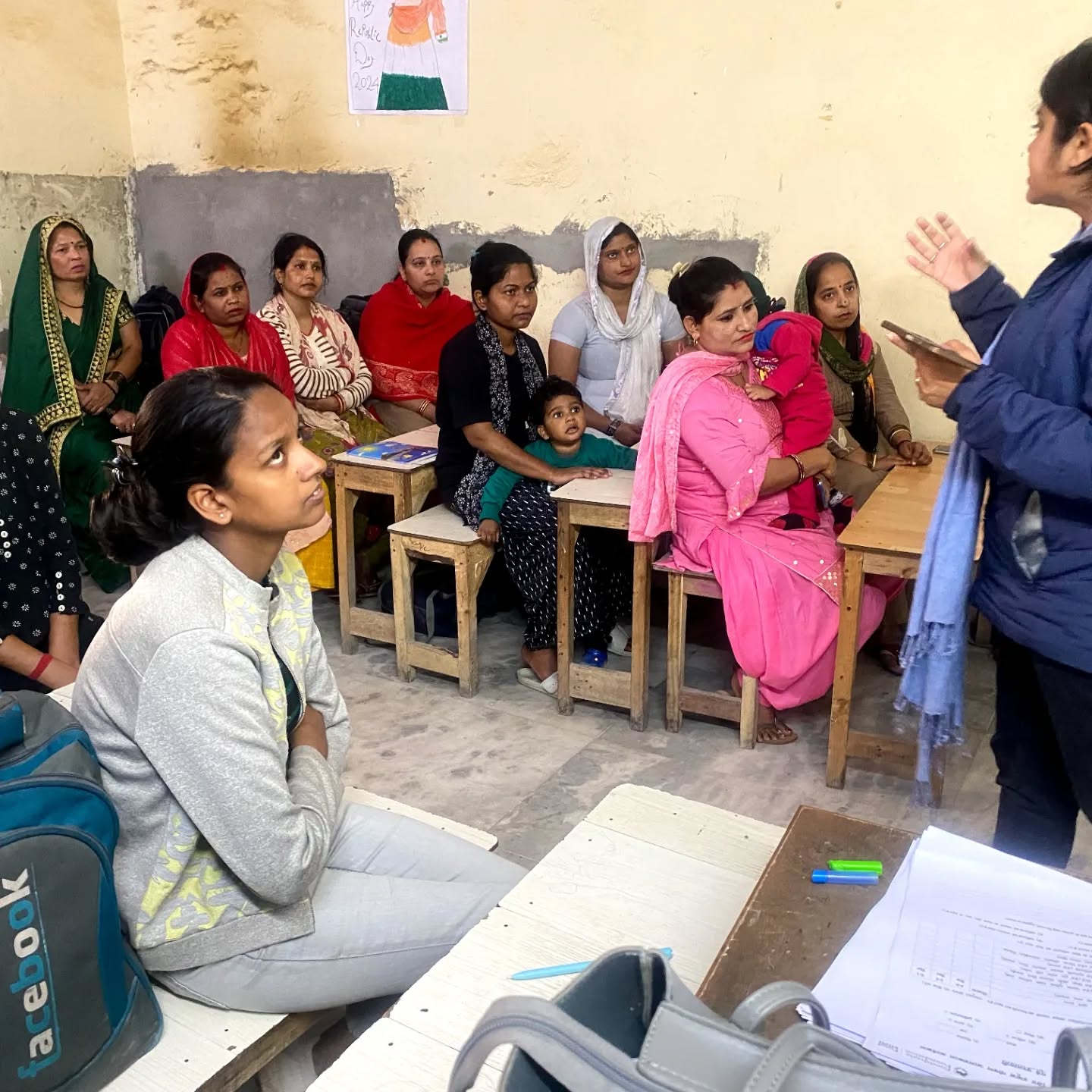 Invest in Women: Empower through nutrition! ✨
Foodshaala celebrated #IWD2024 with a powerful session on Women's Health & Nutrition! The mothers of our Food Funda kids learnt how proper food choices empower women, and their families, throughout life.
Knowledge is power, and nutrition knowledge empowers HER! By understanding our bodies' needs, we create a healthier, happier future for ourselves and future generations.
Join the movement towards empowered women with Foodshaala! https://www.foodshaala.org/get-involved
#Foodshaala #NutritionHeroines #WomensHealth #FoodFunda #Nutrition #FoodEducation #InternationalWomenDay2024 #EmpoweredWomen #WomenEmpowerment #StrongWomen #WomenSupportingWomen #healthyeating #ShaktiWeekatFoodshaala #foodeducation #balancedDiet #foodfunda #ShaktiWeek2024