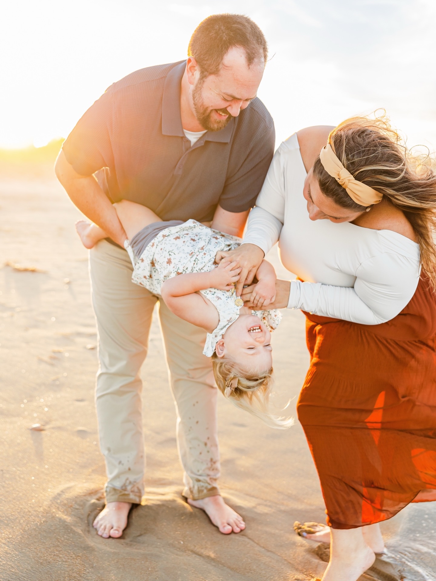 Your kids don’t have to behave at my sessions 🤍
They don’t have to sit still
They don’t have to smile on command
They definitely don’t have to be perfect
I’m not looking for perfection - I’m looking for connection. Because the magic? It always happens in between the “look here!” moments.
That’s why I build my sessions around movement, play and plenty of breathing room ✨
Family Photographer
Virginia Beach Family Photographer
Hampton Roads family photographer
Norfolk VA Family Photographer
Chesapeake VA Family Photographer