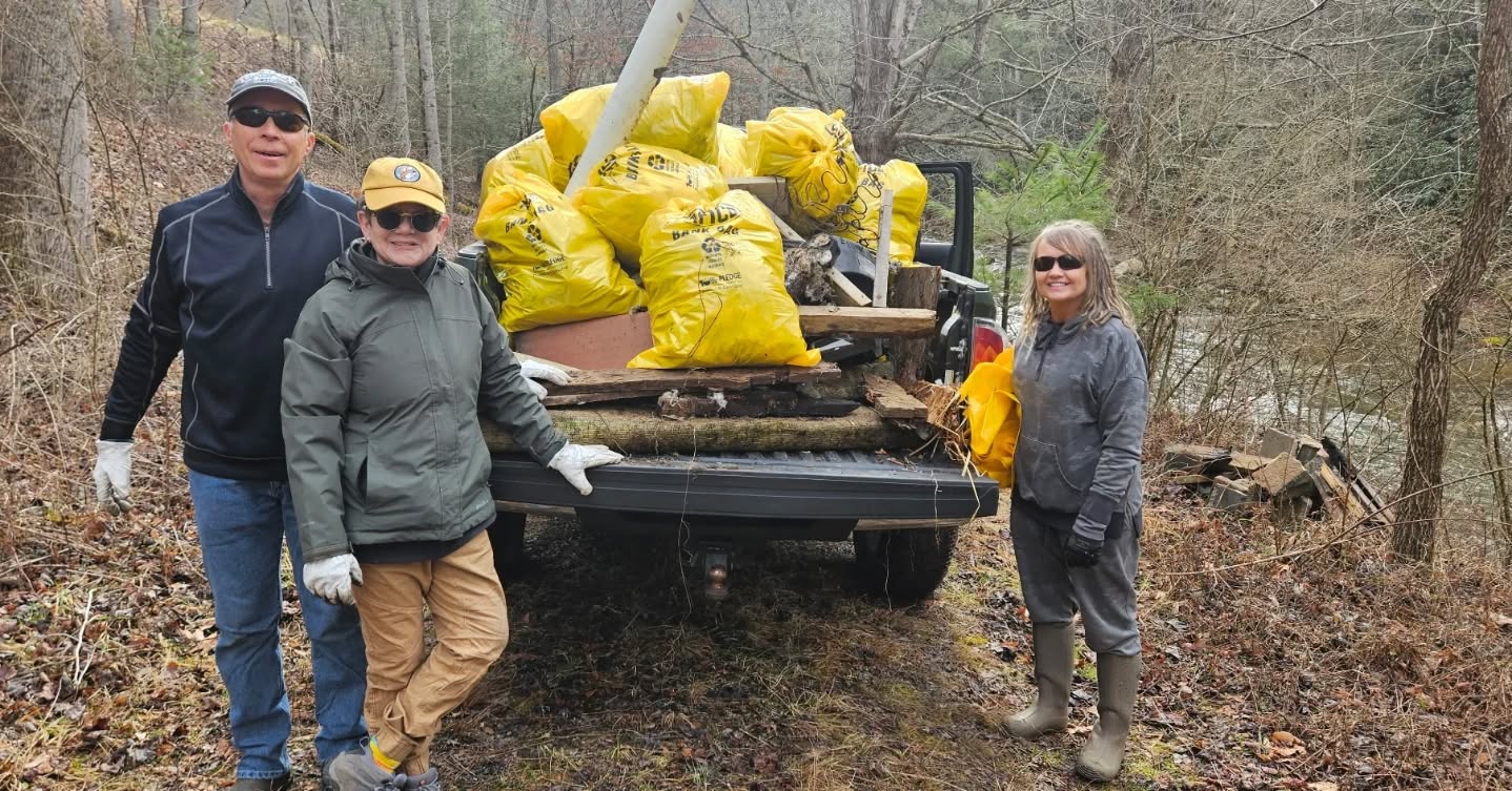 We want to thank the 19 volunteers who came out for our Doe River Stream Cleanup this morning.
With everyone’s help, we filled an entire dumpster and removed 31 tires from along the riverbanks. By focusing on some of the major dumping areas, we were able to make a meaningful dent in the trash along the Doe River.
We appreciate everyone who gave their time to help take care of this important resource. Efforts like this truly make a difference for our river and our community.
A special thanks to Carter County Solid Waste and Recycling for donating the dumpster!!