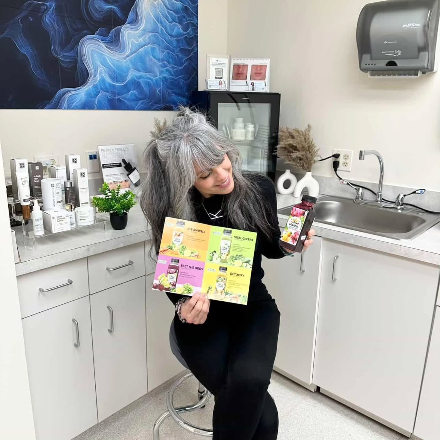 Easthetician approved! Add manna fresh and tasty juice to your skincare routine! @glow2themaxx ❤️