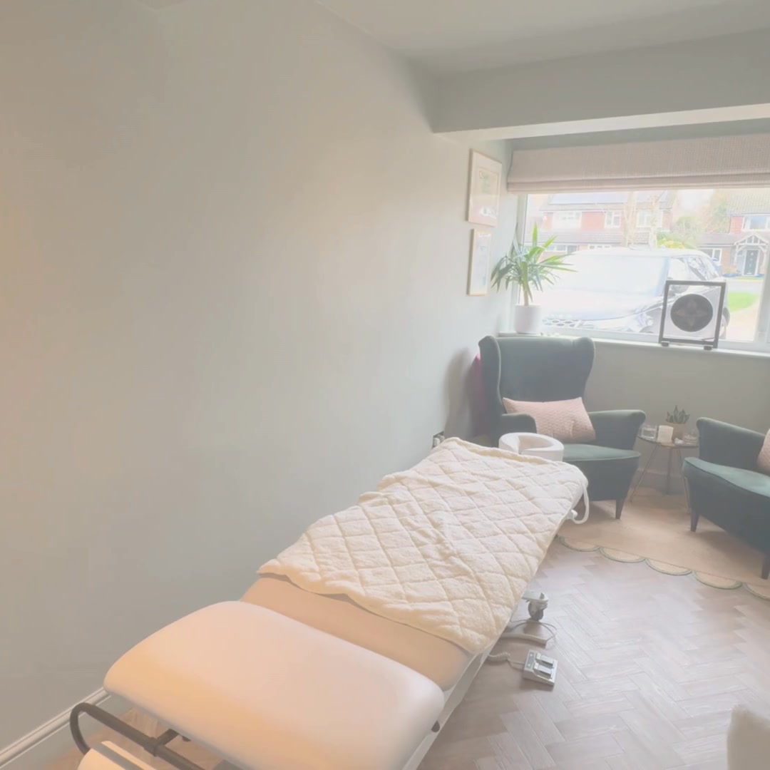 If youโre pregnant and:
โข nauseous
โข uncomfortable
โข not sleeping
โข anxious
โข or just feel โoffโ
You donโt have to push through.
Acupuncture is safe, evidence-based, and something Iโm deeply passionate about.
๐ Read the blog (link in comments)
๐ Book in. Iโd love to support you
#kemsing #sevenoaks #sevenoaksmums #otford #AcupunctureWorks #HormonalHealth #sevenoaksevents #sevenoakskent #otfordkent #sevenoakscommunity #sevenoakslife #sevenoakslifestyle