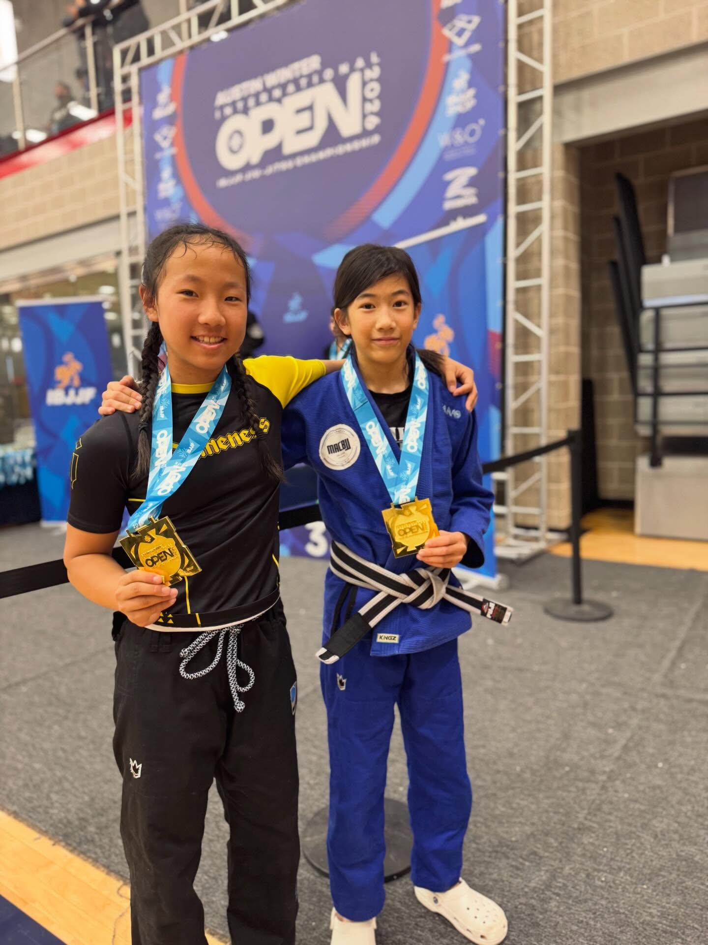 Quick trip to the IBJJF Austin Open and they came ready.
Focused. Composed. Confident. 3 gold, 1 silver.
Proud of the way they competed and even more proud of the way they carry themselves on and off the mats. Back to work!🚀