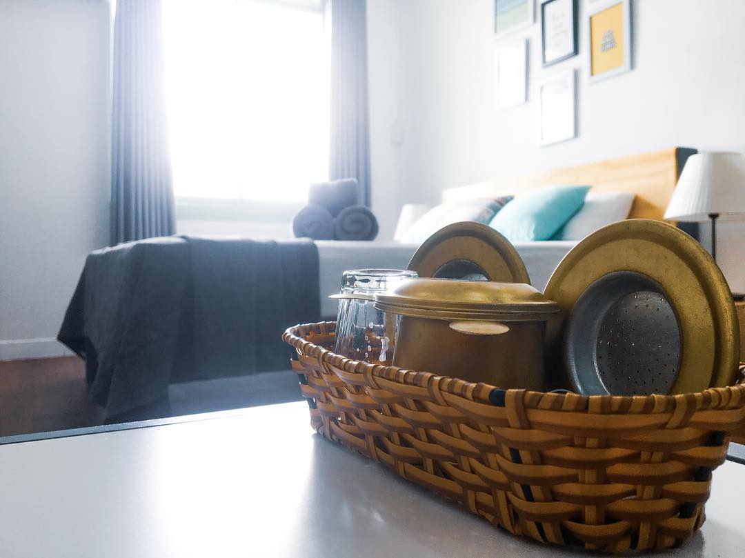 Who knows coffee filters can be a nice table art!😋
.
.
.
#wanderlust #homedesign #hcmc #vietnam #saigon #airport #citylife #hochiminh #design #comfortable #cozy #studio #modern #inspiration #coffee #color #painting #pinterest #miligam #miligamhome