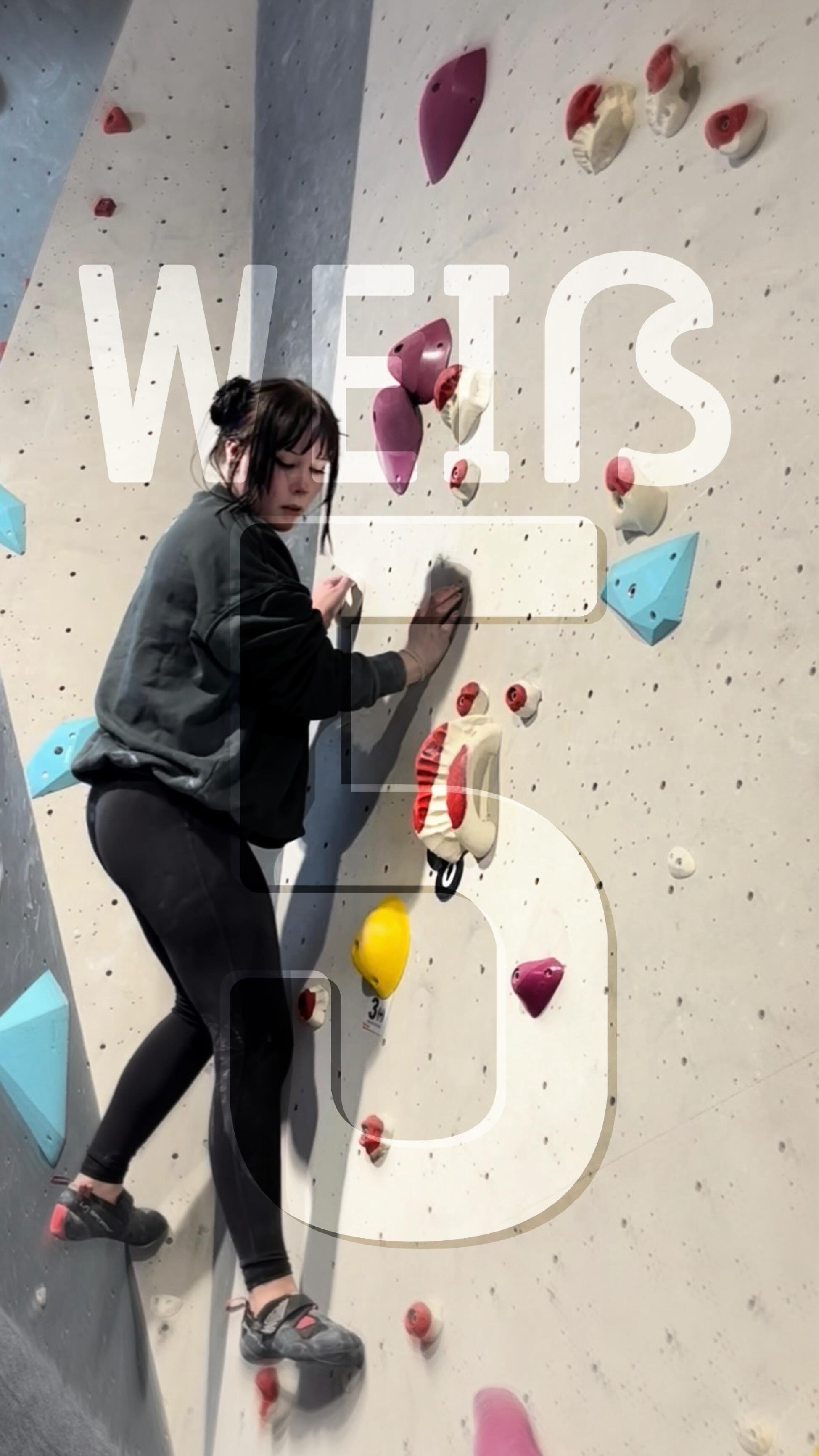 BETA SPOILER | Lea
👀 Ein Blick auf Lea‘s Small 5er am Gletscher. Hier ist gute Balance und präzise Fußtechnik gefragt!
❓Was genau bedeutet „Small“?
Die Schilder geben einen Hinweis auf Boulder, die speziell für unsere Jugend (auch mit Blick auf Junior Jam) geschraubt wurden.
Eine geringe Reichweite bedeutet NICHT, dass der Boulder einfach oder ohne Dynamik ist! Alle dieser Boulder liegen weiterhin innerhalb der Schwierigkeitsgrade.
🩰 Vergesst eure Platten-Kletterschuhe nicht!
Viel Erfolg beim Projektieren!
Climber & Routesetterin: @lea_lytt
#routesetting #fliegerhallebraunschweig #bouldern #bouldering #beta climbing fliegerhalle klettern betaspoiler