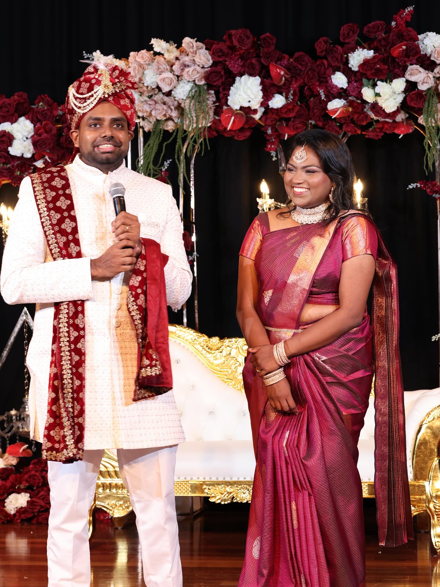 It’s always such a privilege to step into spaces where culture, family and tradition hold deep meaning.
Thank you for trusting me with your wedding glam on such a special day @_divya.gg_ 🤍♥️🤍
#weddinghairandmakeup #traditionalweddingmakeup #mobilehairandmakeupartist #mobilemakeupartist #weddingmakeup #weddinghair