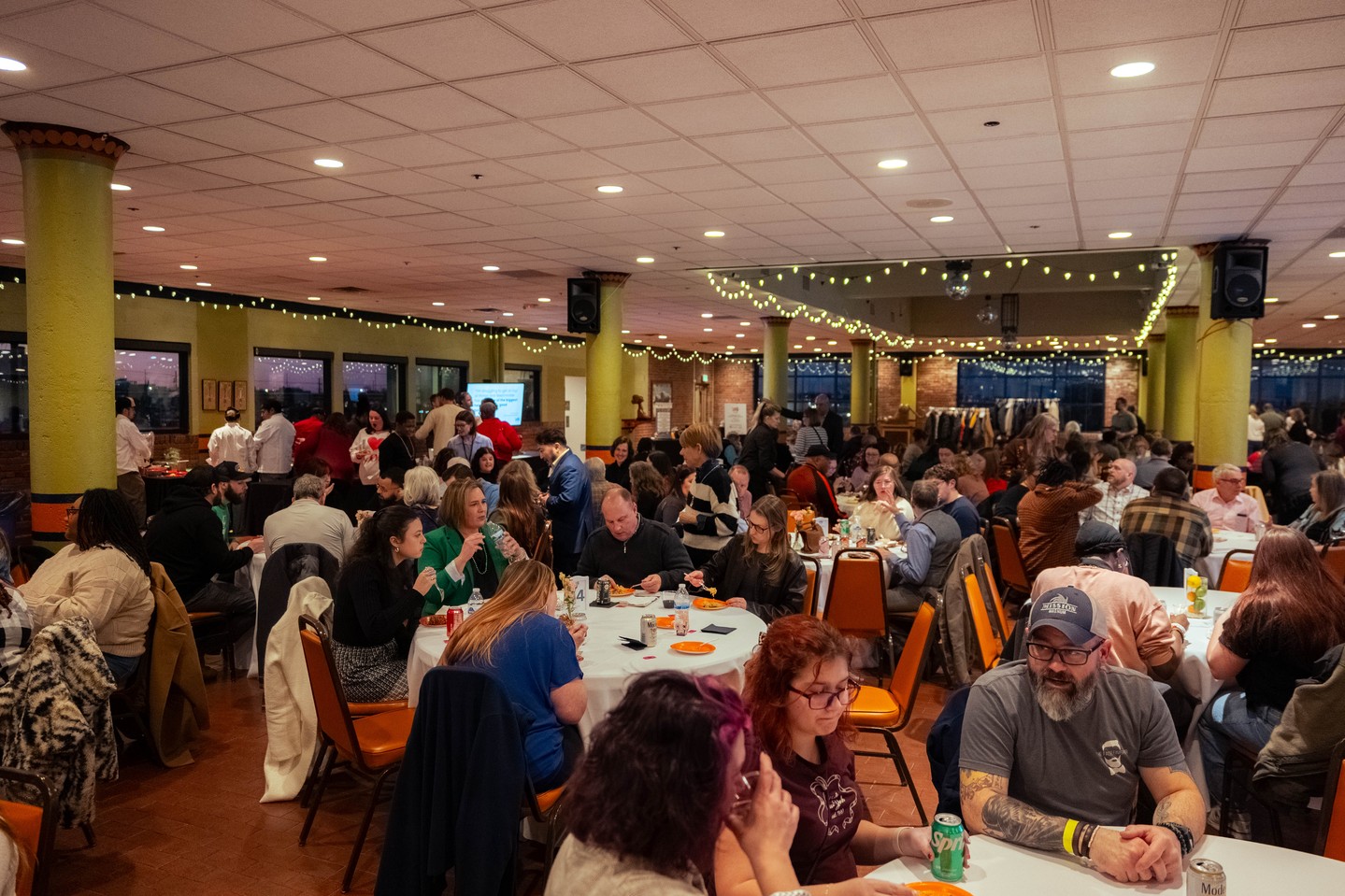 What a night. What a community. What an impact. š½ļøš„
Food Fight presented by Citizens Energy Group brought together incredible culinary talent, generous sponsors, and a room full of people who believe in caring for our neighbors.
And because of you, we exceeded our $100,000 goal!
Special thanks to our sponsors, attendees, volunteers, and culinary teams for being part of something bigger than an event. The impact continues all year long.
Title Sponsor: Citizens Energy Group (@citizensenergygroup)
Executive Chef Sponsors: Buckingham Foundation (@buckinghamfoundation) and The Heritage Group (@the_heritagegroup)
Sous Chef Sponsors: CareSource (@caresource), Halstead Architects (@halsteadarchitects), Marian Inc., and Don & Laura Lucas
Culinary schools: @area31careercenter, @jelcc, _centergrovehs, and @central_nine
Venue: Marian Inc.
Emcee: @mettarahastings
Celebrity Judges: @asiatheescallion, @nealjbrown, @themostpreciousjewel, Trinity Rodgers, and Nathan Jeffery
DJ: @deckademics