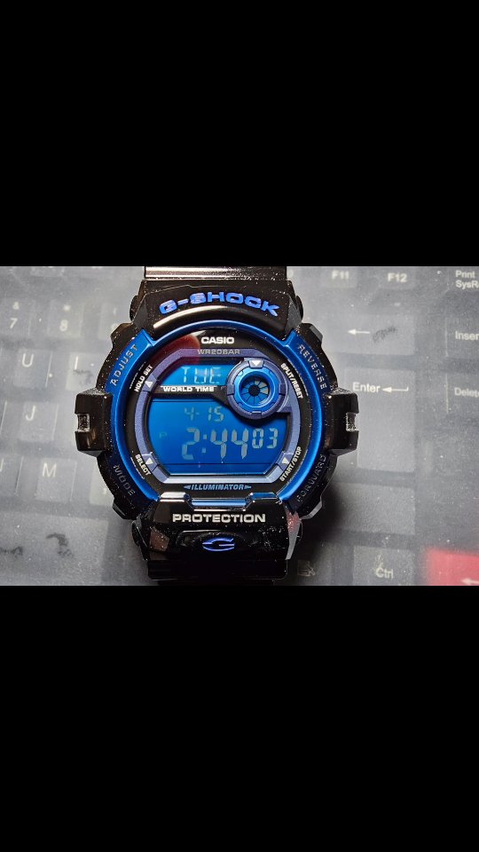 On Amazon USA 🇺🇲
▪️ G-SHOCK G8900A-1CR 👉 https://amzn.to/4tN680A
Su Amazon Italia 🇮🇹
▪️ G-SHOCK G8900A-1CR 👉 https://amzn.to/4aJM1rF
About this item
▪️Shock-resistant sports watch featuring black-and-blue dial with super illuminator LED light, countdown timer, and 1/1000-second stopwatch
▪️52.5 mm resin case with mineral dial window
▪️Japanese quartz movement with digital display
▪️Also features flash alert, world time (48 cities and UTC), multi-home time, 12/24 hour formats, and ribbed resin Band with buckle closure
▪️Water resistant to 200 m (660 ft): in general, suitable for professional marine activity and serious surface water sports, but not scuba diving.
#GShockG8900 #ToughSolarStyle #CasioCollector2026 #TacticalWatch #GShockHardcore