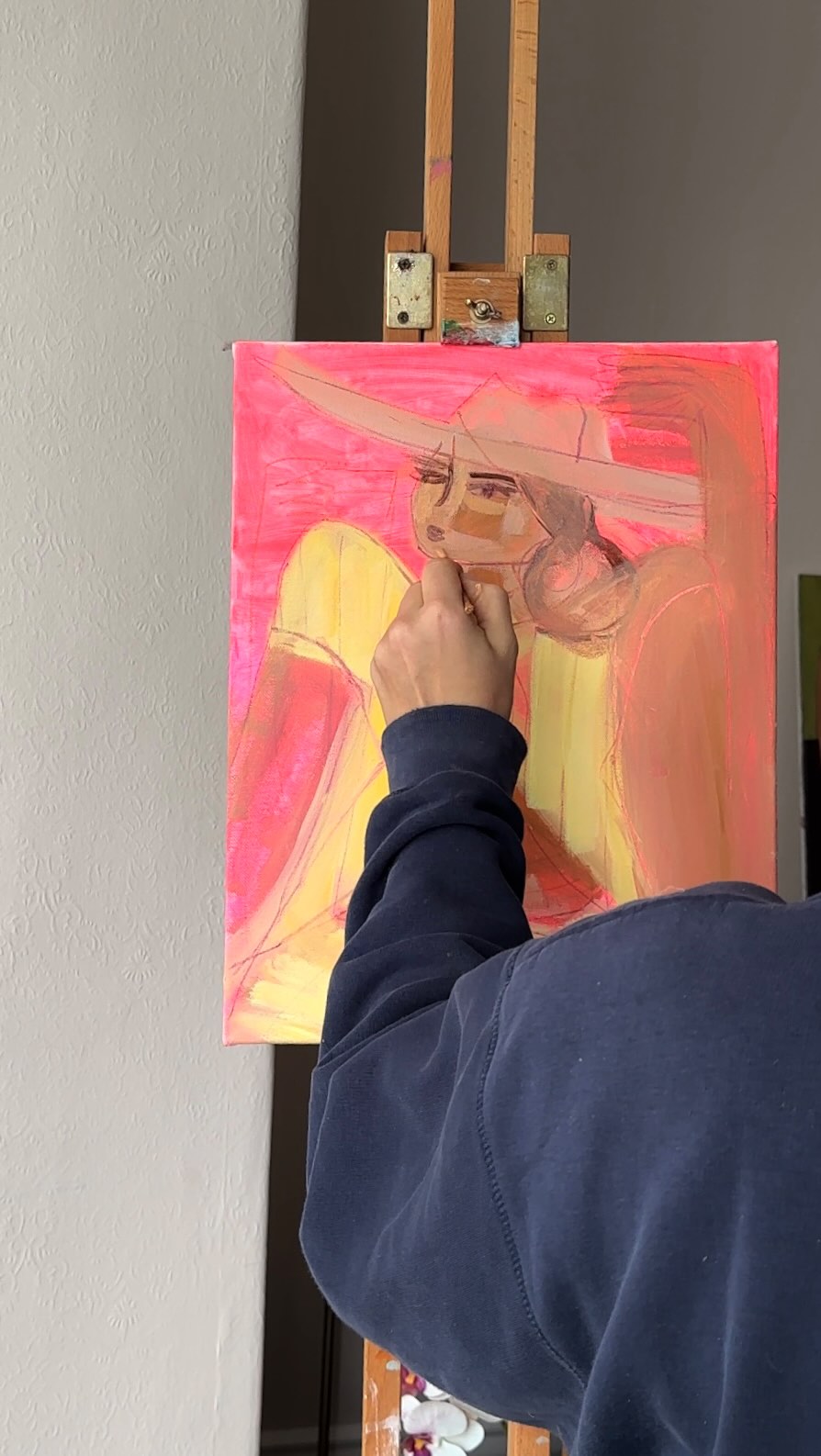 This was the first 1/3 of the painting and putting down the base layers, because I filmed absolutely nothing after this part 😂
Slapping down the first few layers is always the best part… no pressure to make mistakes, or mess around. It’s usually when I think, rightttt how’s this one gonna end up then..
It’s been a few rainy days well spent as I’ve been hibernating and nursing a uti (which has been absolutely awful, wtfff, I can’t believe I’ve never had one before??) I’ve also had this song on repeat in between watching the Winter Olympics, which is amazing?!! Who else is watching? ❄️ ⛷️
•
#westernpainting #cowgirlart #cowgirl #cowgirlpainting #texas