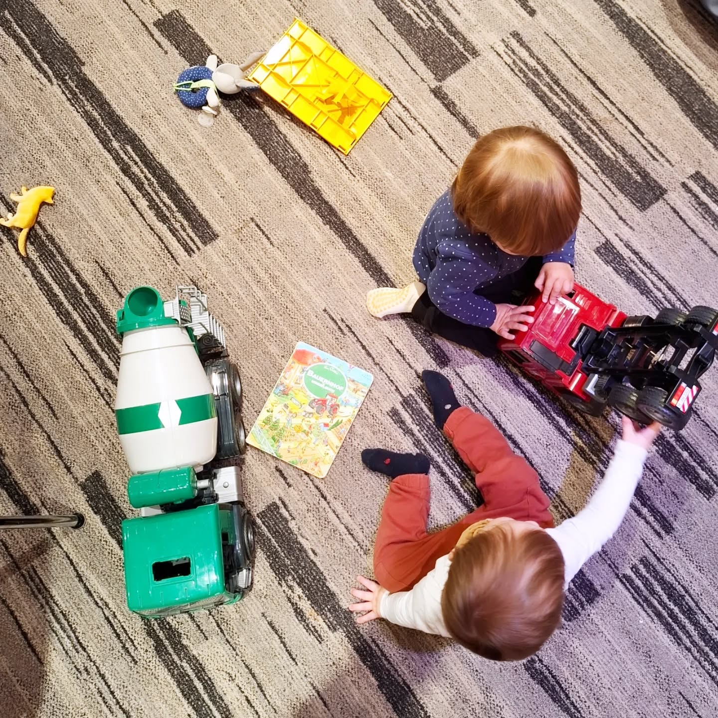 Cars, cars and.. more cars for these kids! 🚗🚙
Ski Nursery @schweizerskischulesaasfee
www.babysitter-saas-fee.ch
#saasfee #saastal #babysittersaasfee #saasfeebabysitter #daycaresaasfee