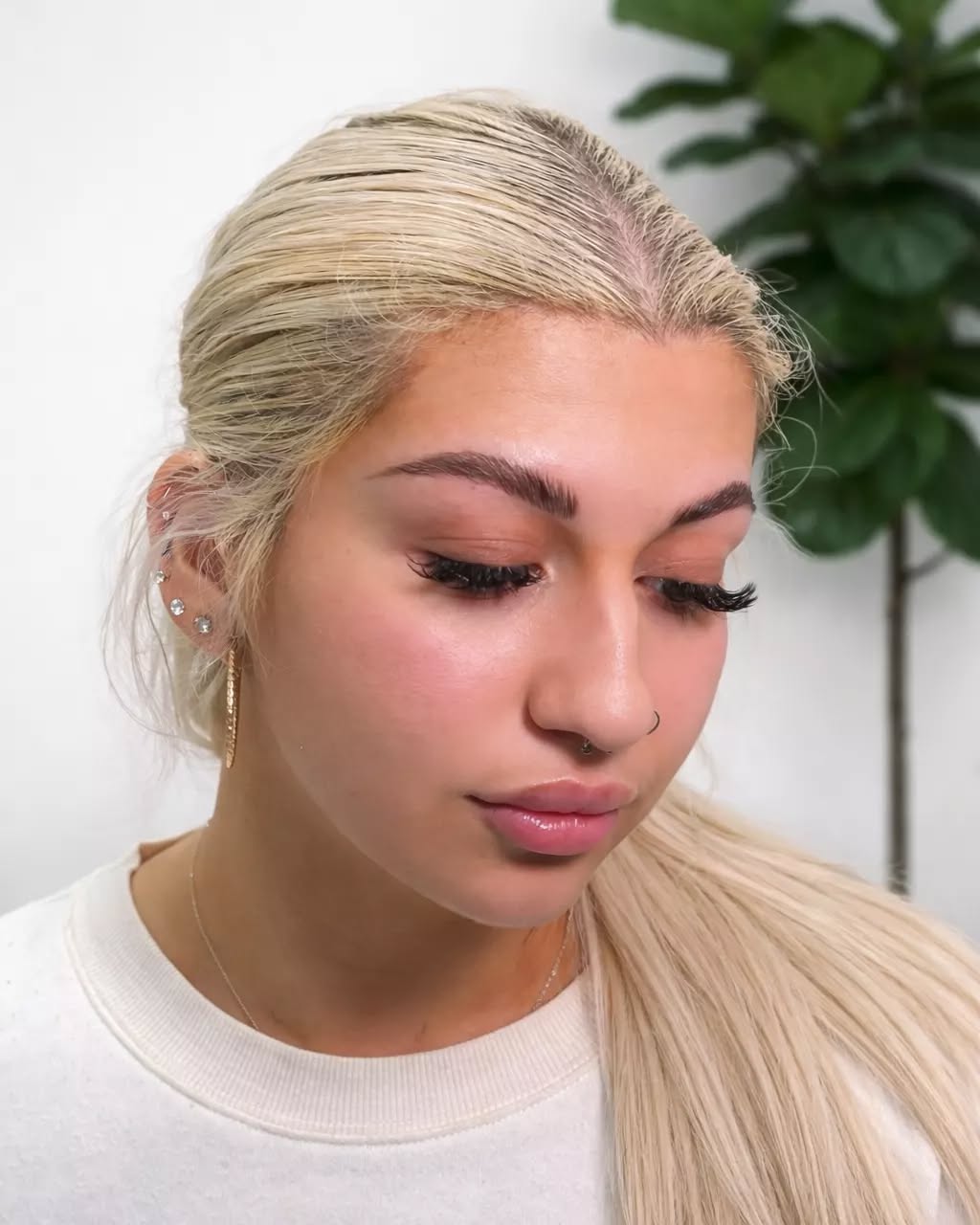 ➕Your brows should frame your face — not frustrate you.
This beauty was in for a full brow reset: brow threading, lamination, and tint — and the difference is subtle but powerful.
Here’s what each step does:
• Brow threading = ultra-precise shaping without harsh grow-back
• Brow lamination = lifted, fuller-looking brows that stay in place
• Brow tint = depth + definition, especially for lighter or sparse areas
Together? Structure. Symmetry. Soft fullness.
No heavy makeup required.
Brow lamination is ideal if your brows grow downward, feel uneven, or need more density without microblading. Results typically last 4–6 weeks with proper care.
What’s your brow goal right now — fluffier, more defined, or more balanced?
If you're in Monmouth County, NJ, Middletown, Red Bank Fair Haven, Little Silver, or right here in Atlantic Highlands, and you’ve been filling your brows daily… this might be your low-maintenance upgrade.
BROWS BY @ravensglow (Annie)
📍Craft House Salon | Atlantic Highlands, NJ
#CraftHouseSalon #AtlanticHighlandsNJ #MonmouthCountyNJ #BrowLaminationNJ #BrowThreadingNJ #BrowTintNJ #NJBrows #AtlanticHighlandsSalon #RedBankNJ #MiddletownNJ