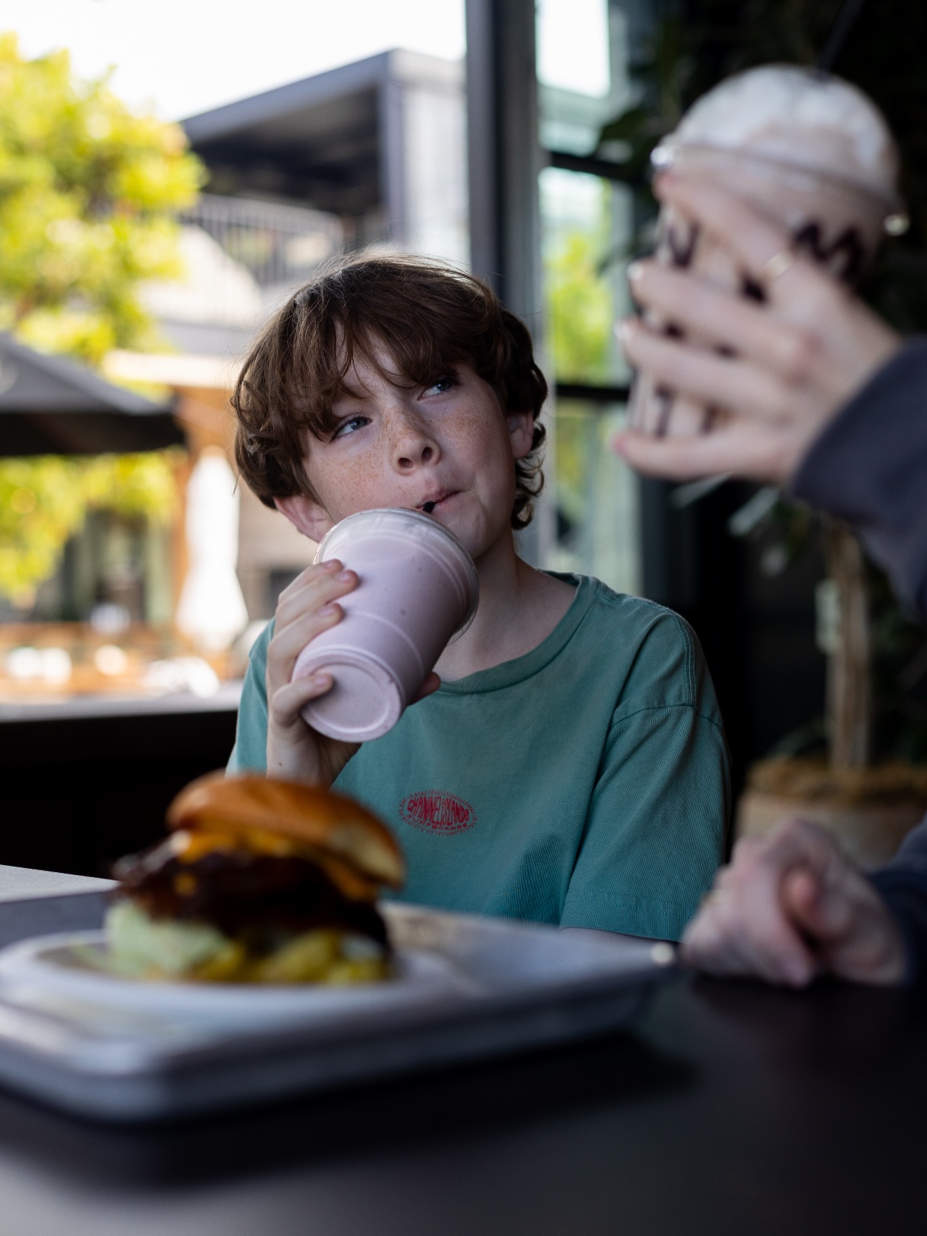 Burger Week → Linden Square 🍔
Enjoy @sbindependent Burger Week at @thirdwindowcarpinteria with their FP Ranch Wagyu Smoked Cheeseburger:
• Smoked over ranch oak
• Whole grilled onion
• Horseradish crema
Smoked burger drops at 11am and 5pm — come early, grab a table.
Classics running all day.
Carpinteria does it right.
#SBBurgerWeek #SantaBarbaraBurgerWeek #Carpinteria #LindenSquare #ThirdWindow 805Eats 805Events