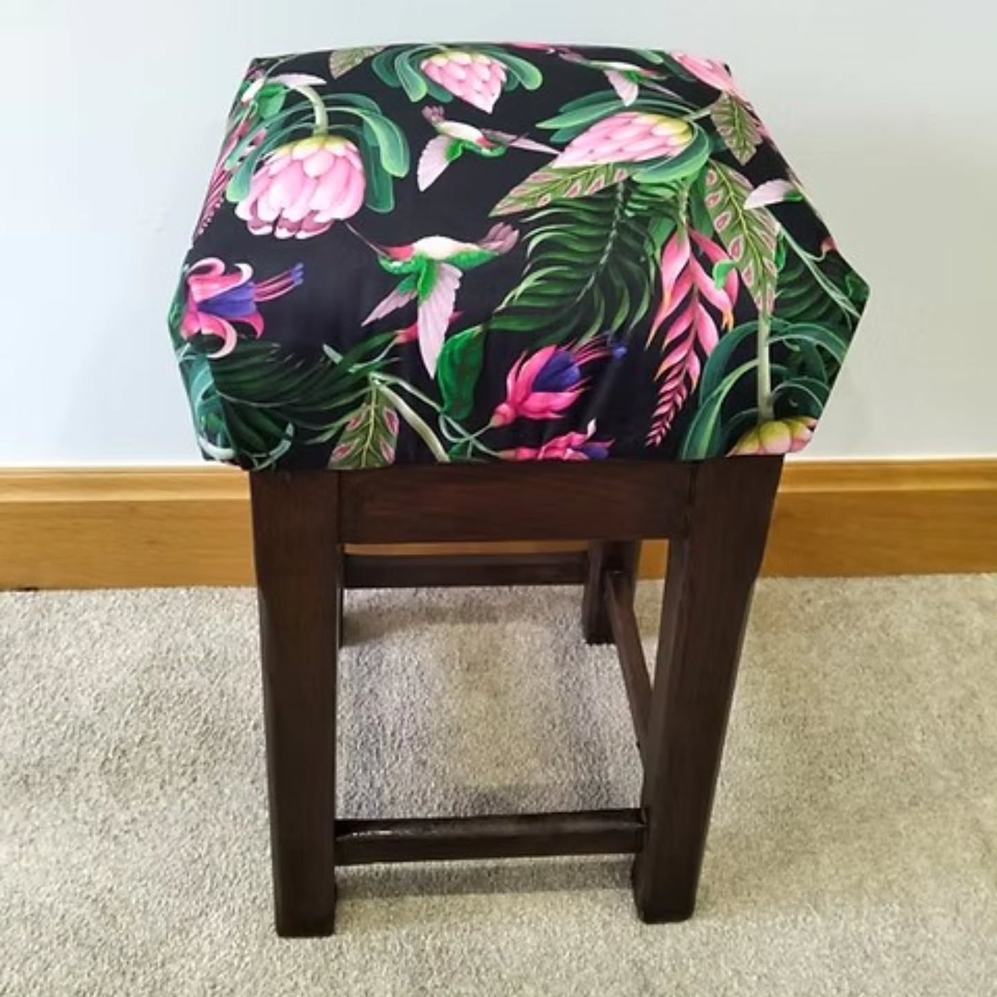 Really thrilled with this Vintage Solid oak Wood Upholstered Stool – Dark Hardwood Frame with Tropical Hummingbird Fabric. We saved it from a reclamation yard where it was forgotten and unloved. We reupholstered it, revarnished it and loved 😍 🥰 ❤️ it. #stufftoyouandme