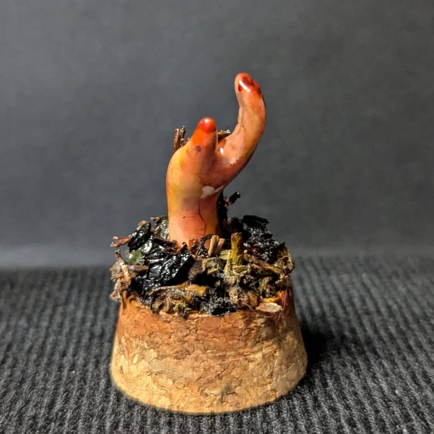 Taberger1829 - She Lives.
Tiny assemblage.
#assemblage #foundobjectart #backfromthedead