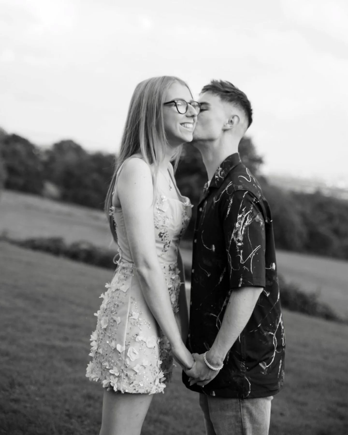 Couple & engagement Photo Sessions 🤍
Whether you’re celebrating an anniversary, recently engaged, or just want some beautiful photos together, my couple sessions in Cardiff and across South Wales are all about capturing you as you are.
I will capture real moments, laughs, and connection ✨
Perfect for:
- Engagements
- Anniversaries
- Special celebrations
- Or simply because you want memories to keep
If this sounds like your kind of session, send me a DM or check the link in my bio — I’d love to photograph your story 📸
.
.
.
.
#cardiffphotographer
#southwalesphotographer
#couplephotoshoots
#engagementphotosuk
#cardiffcouplephotographer