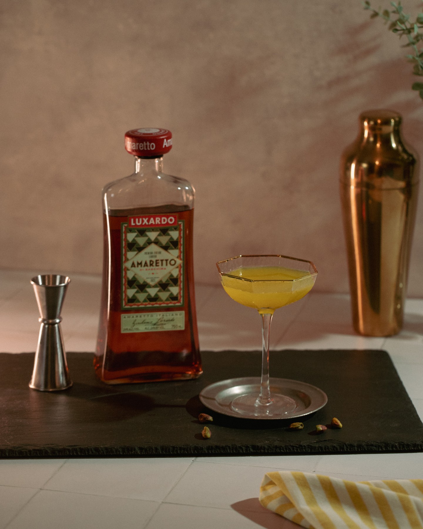 Nutty, smooth, and a little indulgent. Celebrate #NationalPistachioDay with a Pistachio Amaretto Martini made with Luxardo Amaretto. ๐๐ธ