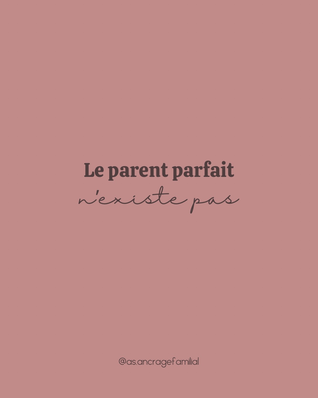 On parle beaucoup de bonnes pratiques, de stratégies, de ce qu’il faut faire ou éviter. Et à force d’entendre tout ça, plusieurs parents finissent avec l’impression de ne jamais en faire assez.
La réalité, c’est qu’un enfant n’a pas besoin d’un parent parfait. Il a besoin d’un adulte suffisamment présent, capable de revenir après un moment plus difficile, de reconnaître, de mettre des mots et de maintenir le lien.
🩷🩷🩷