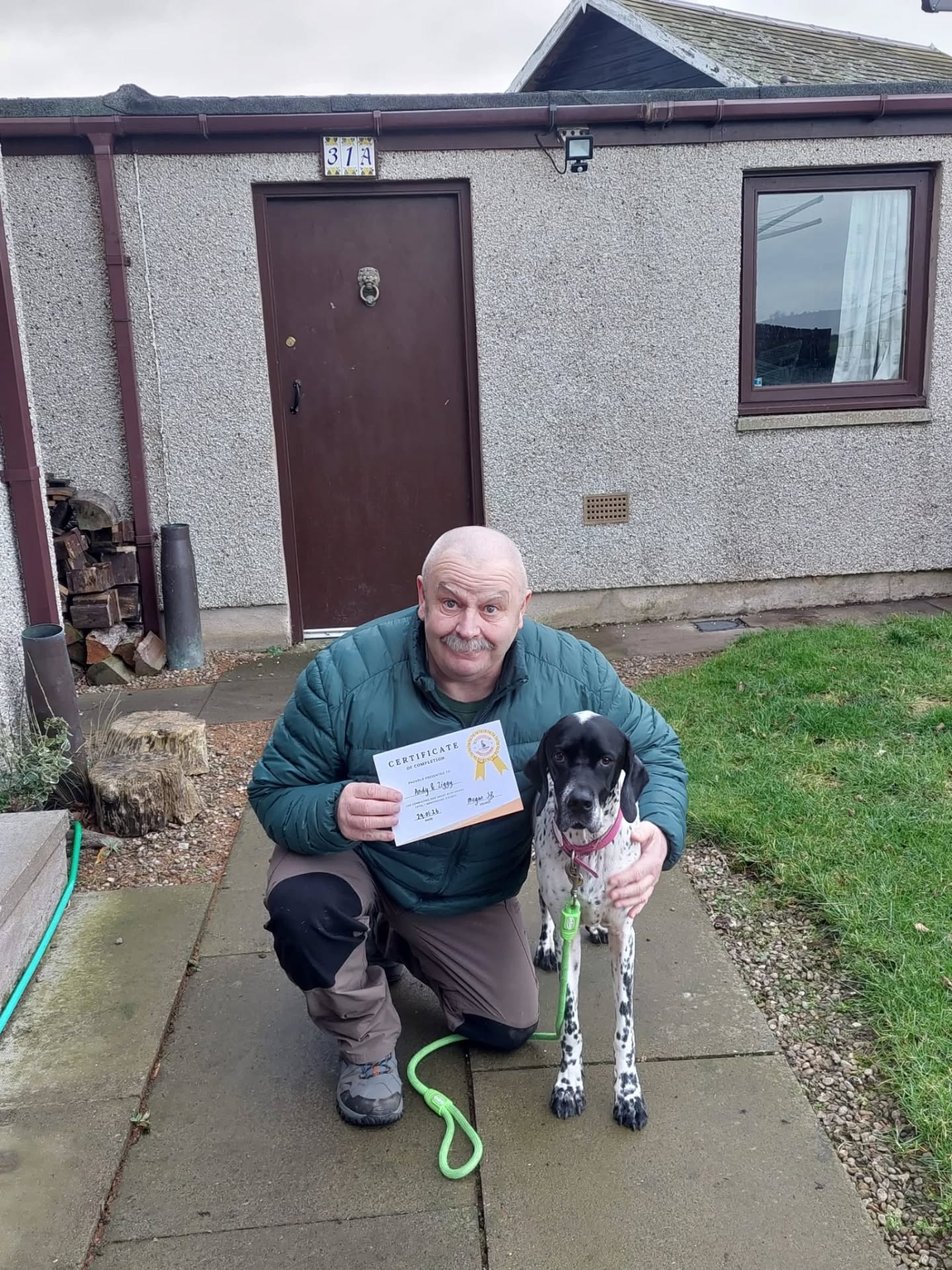 Another 3 handlers and dogs completely their level 1 DSWM Mantrailing awards. These are a way to keep track of progression and a bit of fun for all. Upwards and onwards to level 2 π
Andy and Ziggy, every time I say her name I want to say "zigazigahhh". Ziggy is pretty high drive when it comes to environment and prey but she focuses soooo well on task and works beautifully albeit sometimes a bit fast in the off piste isn't that right Andy π she even once seen a cat go up a tree and managed to carry on trailing!
Sandra and Rhum, I can't even begin to name the improvements in Rhum since he started. He is also high drive and motivation and this can sometimes be a challenge for the brain of a terrier to slow down and focus. He is dedicated and loves working, and has really started to show he can work through some hard challenges...except sometimes being a boy and peeing that's a work in progress but getting better π
Yasmine and Diego, they have now very unfortunately moved down south (lame) but I loved seeing them progress together. Diego is strong and fast and absolutely loves everything he does, I hope they continue trailing somewhere so that Yasmine can keep getting pulled around through bushes and round trees ππ
#mantrailing #englishpointer #borderterrier #dalmatian #scentsports