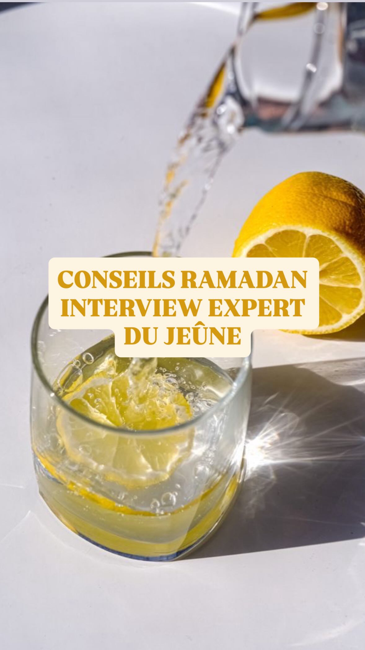 Une interview exclusive sur les bienfaits du jeûne du Ramadan avec l’expert du jeûne, @robin_mesnage , directeur scientifique de la clinique pionnière @buchingerwilhelmi .
Il nous explique les bénéfices pour la santé, les risques éventuels et les bonnes pratiques pour bien s’alimenter pendant cette période.
Est-il recommandé de jeûner si on souffre d’une maladie chronique? Et si on est enceinte? Comment rompre le jeûne, et s’alimenter pour bien tenir la journée? Comment éviter les risques de déshydratation?
Toutes ces questions sont abordées dans la vidéo avec notre expert!
Posez-moi vos questions en commentaires ❤️
#ramadan #jeuneintermittent