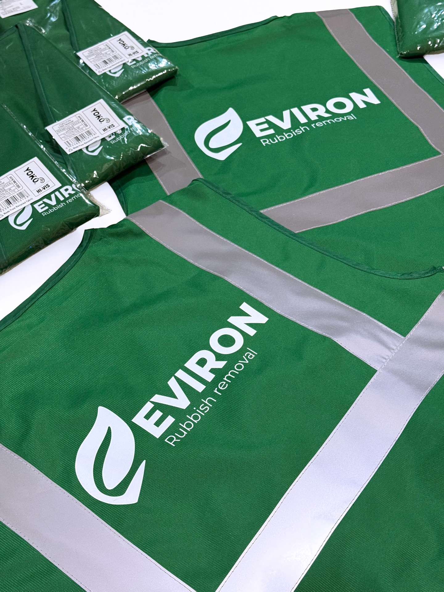 Custom Printed High Visibility Vest for Eviron Rubbish Removal 🍂
Wizard Embroidery
📞 01788 833020
📧 wizardembroidery@hotmail.com
www.wizardembroidery.co.uk
#wizardembroidery #workwear #uniform #teamwear #printed highvisibility ppe vests printedworkwear smallbusiness rugby