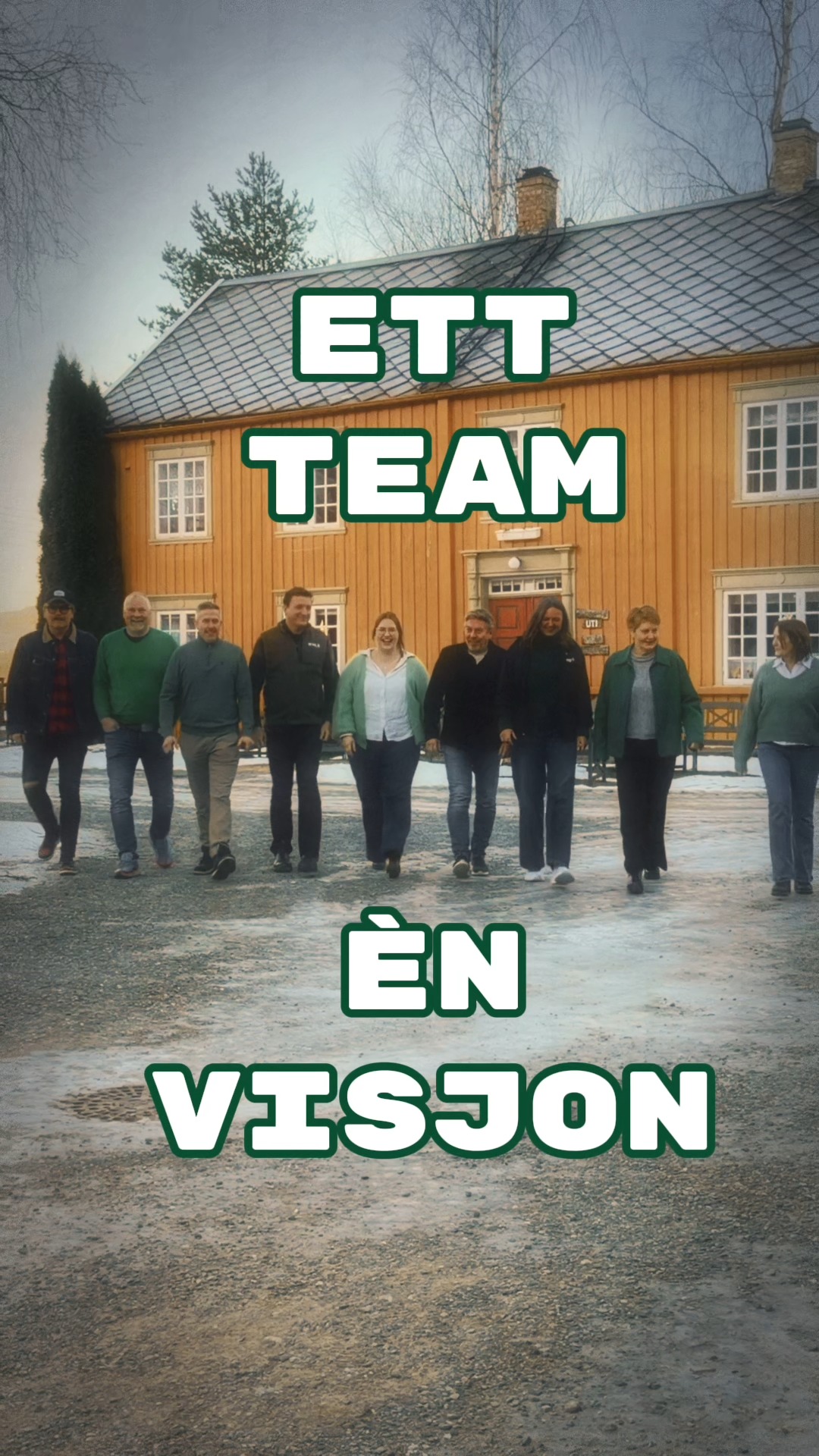 Møt teamet!🚜🎭🙋🏻♀️🐮🍕 Disse skal nemlig sørge for å gi deg ei helt RÅ messeopplevelse i August!👌 Vi har akkurat gjennomført en workshop, og det er bare å glede seg!! Vi Agrisjåast vel på Frigården?😎 #agrisjå2026 #meettheteam #moretocome #opplevtrøndelag #hvaskjeristjørdal #hvaskjeritrøndelag