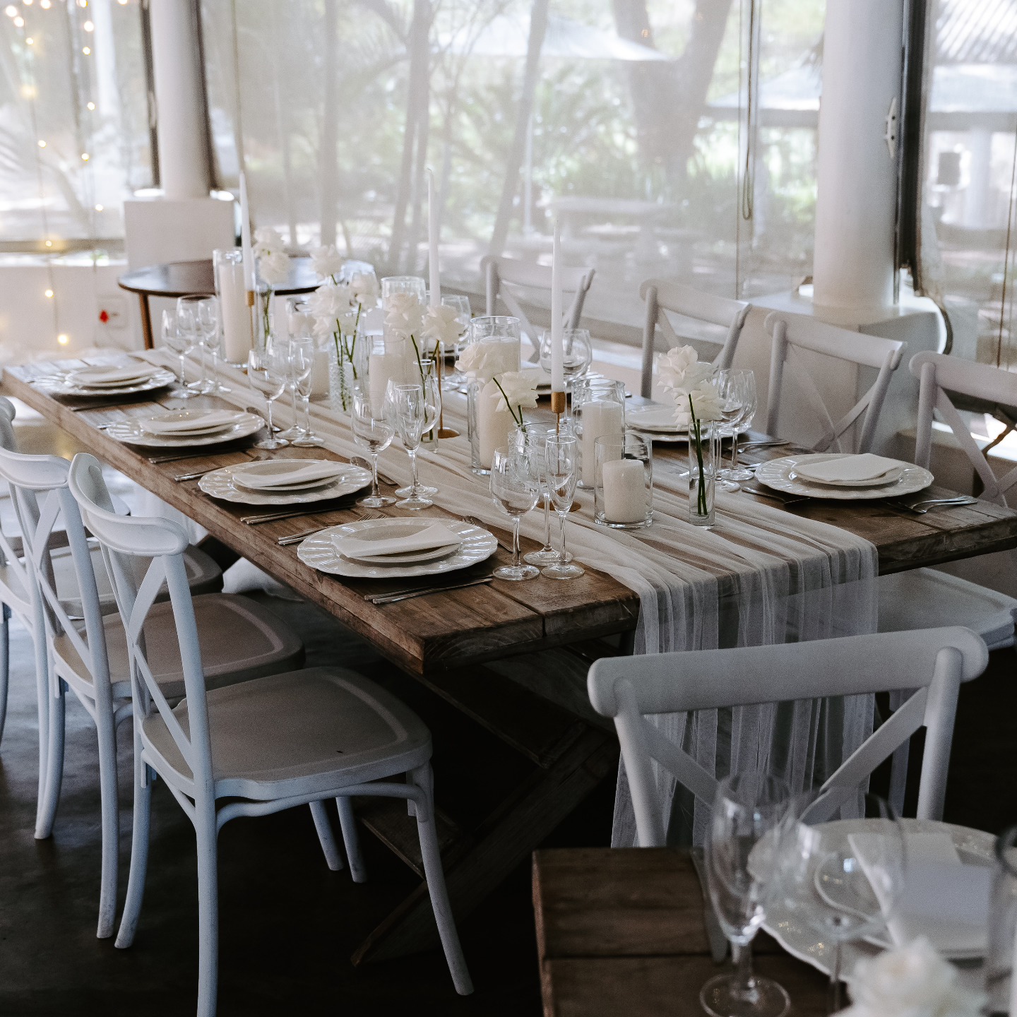 🤍
📸@conwayphotoandfilmsa
#floraldesign #WeddingDecorSA #ballitoweddings #KZNFlorist