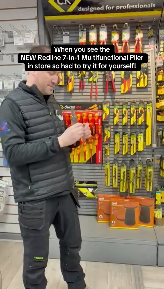 “They’re not as good as the C.K ones” 🗣️
Our friends at VME Distributors in Cwmbran were recording one of their lovely customers trying out our brand new 7-in-1 addition to our Redline range, and caught this in the background 👏👏
#cktools #ckhaveatoolforthat