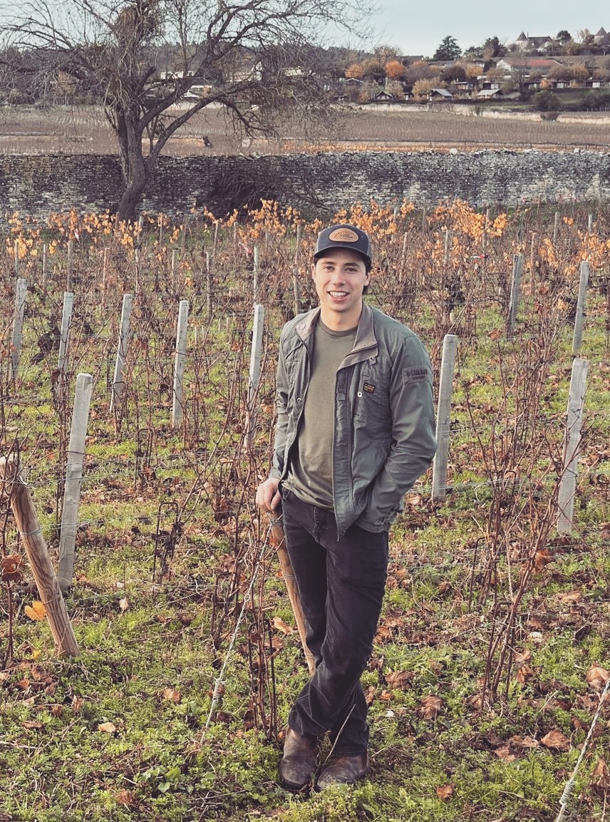 Bouchard Cooperages, a leading representative of premium oak solutions for the wine, spirits, and beer industries, as well as non-oak vessels for aging and fermentation, is pleased to announce the appointment of Austin Culver as International Barrel, Oak and Tank Consultant, working exclusively with winemakers in Washington State, British Columbia, the Columbia Gorge of Oregon and Idaho. An accomplished winemaker with more than 15 years of hands-on experience across nearly every major West Coast wine region, Culver brings a rare blend of technical production expertise and relationship-driven sales acumen to the role. He will collaborate closely with winemaking clients on barrel and tank selection, fermentation strategy, and long-term cellar planning.
Based in White Salmon, Washington, Culver is the owner and winemaker of @clyzmwines sourcing fruit from vineyards throughout the Columbia Gorge and Eastern Washington. His career includes leadership roles in wine production and cellar management at wineries in Washington, Paso Robles, Oregon and New Zealand. In addition to building his own brand and tasting room, Culver has developed a reputation as a highly personable communicator and taster with a deep appreciation for the people behind the wines.
Culver will be working alongside Gerhard Ziemer, who has long served the region and will continue to collaborate closely with clients during the 2026 season to ensure continuity and a seamless transition. With Culver’s appointment, Bouchard Cooperages reinforces its long-term commitment to Washington, British Columbia, the Columbia Gorge and Idaho offering winemakers expanded technical support backed by real-world cellar experience and a shared passion for quality.