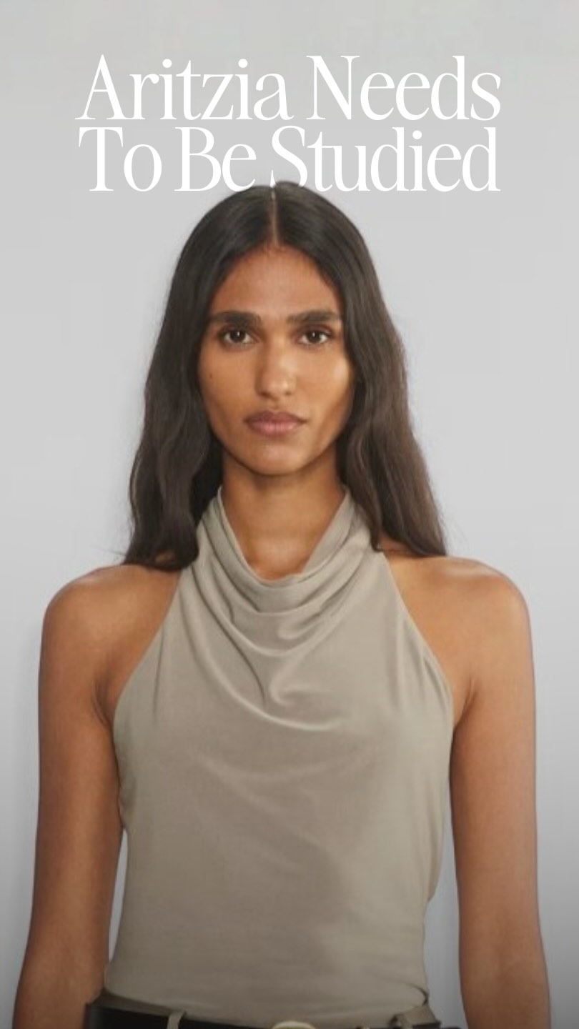 Comment “BRAND” and I’ll send you a free guide on how to build a brand like Aritzia
Aritzia doesn’t sell clothes. They sell a feeling, and that’s exactly why it works.✨
The strongest brands don’t compete on product. They compete on belonging, taste, and how they make you feel.
Most brands fail not because their product is bad, but because they never invest in building this kind of brand power. 🔌
#brandidentity #brandbuilding #contentmarketing #brandawareness #marketingstrategy