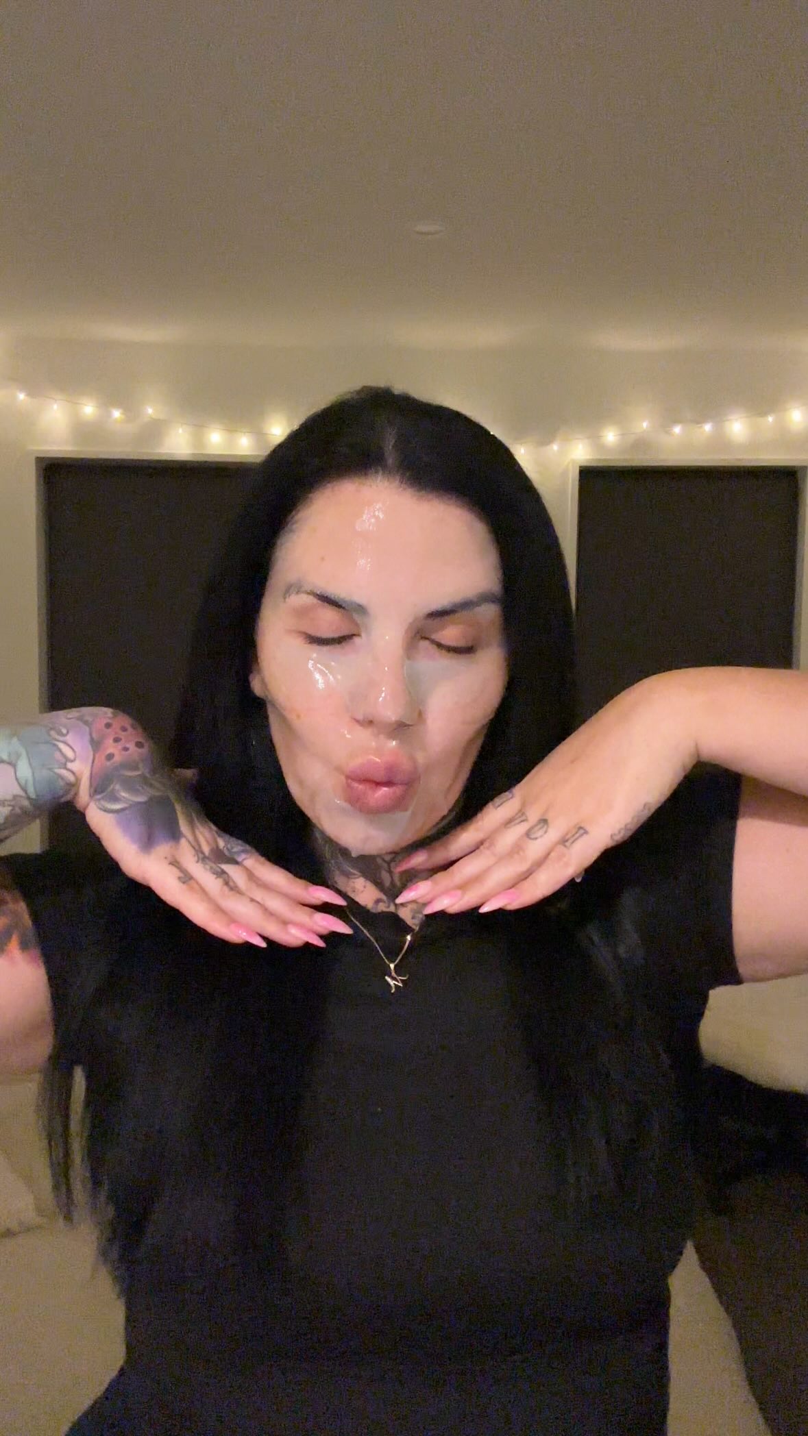 We are all responsible for our own behaviour, we can’t control what others do and it’s important we declutter internalised beliefs that don’t serve us.
Your beliefs is where the work is instead of trying to understand why people do shitty things 🤍
#healing #patterns #selfawareness #mindset