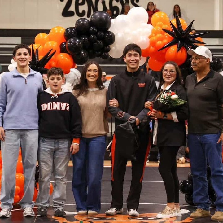FLEXers are getting a chance to experience all of the traditions at their American high schools! Many high school sports teams celebrate senior night or award night where students are honored for their hard work throughout the sports season. Check out these photos from a recent wrestling senior night!
#FLEXProgram #Exchangeourworld