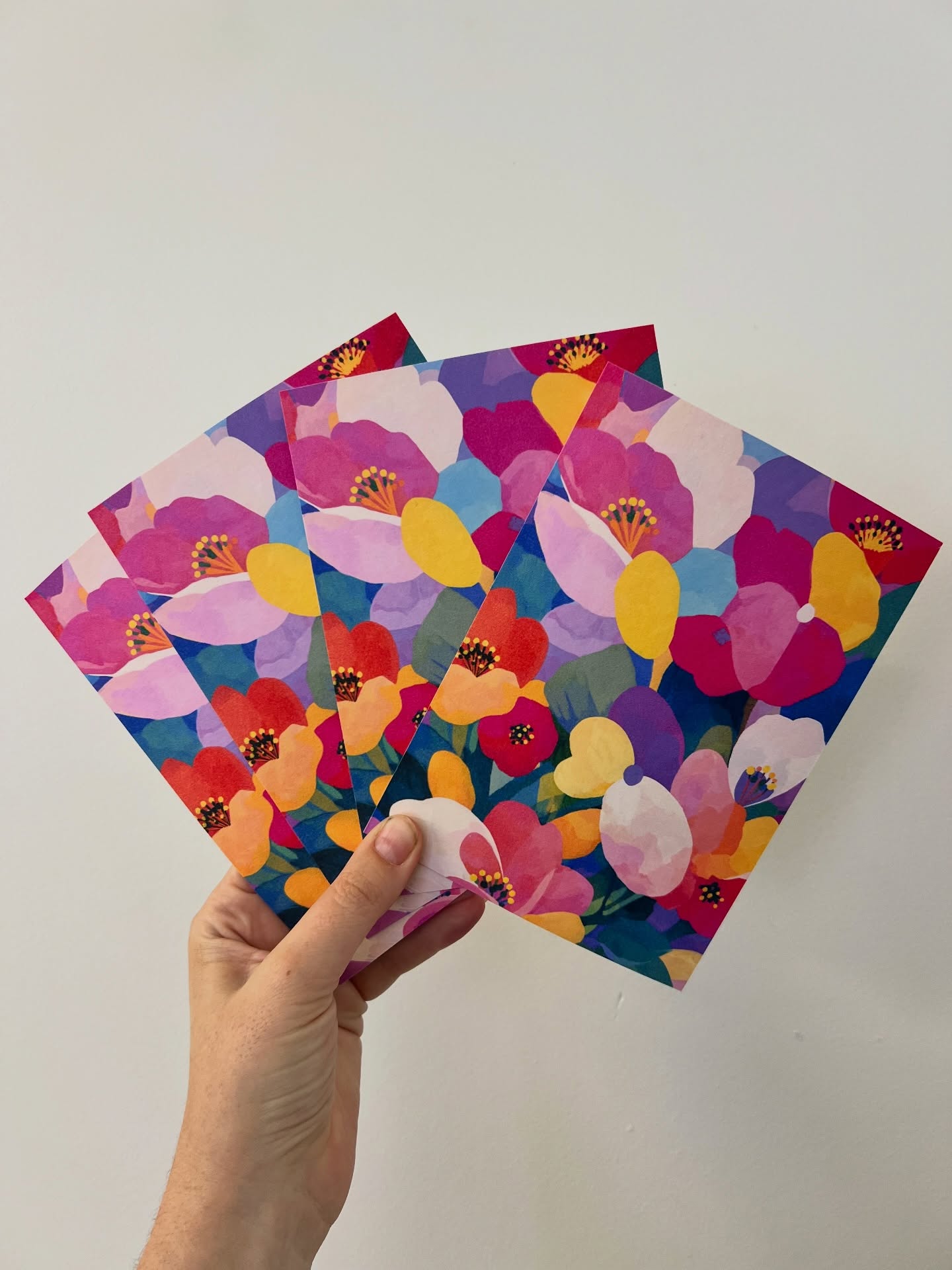 3 months of Art Mail Club ❤️❤️❤️
I’d love to know which of them is your favourite so far!!
Sign ups for March close the end of the month so make sure to head to the link in my bio to join x
https://www.biancalaing.com/pricing-plans/artmailclub