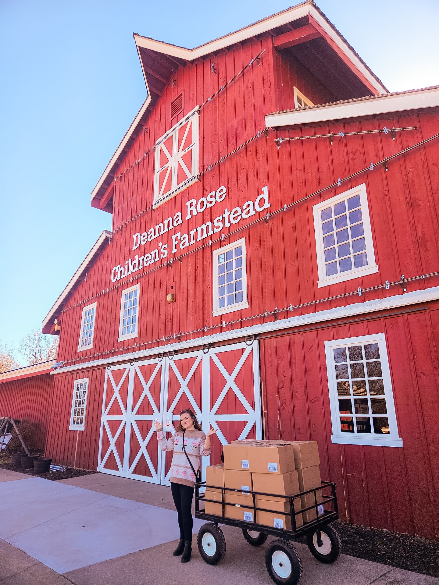 Loading up! 📦✨
That’s 17 cases of wine glasses all for lil ol’ me. I’ll be hand-painting these 200+ stems for the annual Stems Soirée this May! 🌸🍷 (7 more lovely local artists are gearing up to do the same!)
Funds raised at Stems benefit the Arts & Rec Foundation of Overland Park, which supports the Overland Park Arboretum & Botanical Gardens, Deanna Rose Children’s Farmstead, and public art initiatives! The event takes place while the gardens are in full bloom and includes sips & samples from top local restaurants, live music, entertainers, art exhibits, and more ♥️