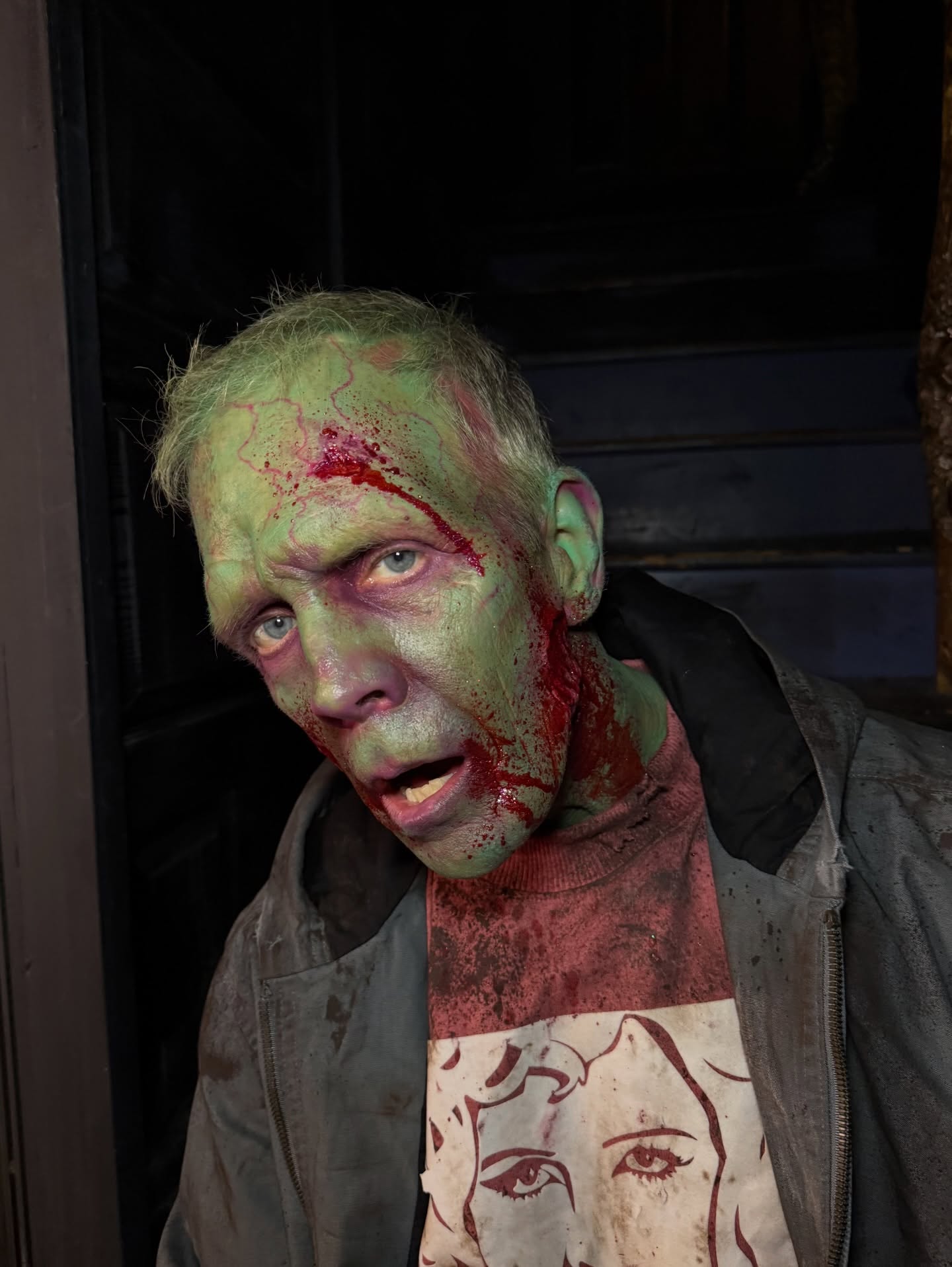 🧟♂️✨
Finally done posting this makeup I promise
Makeup for “Carlos Get in The Car” by @megsmithlol
Prosaide transfers @dyadmufx @dyadpro
#zombie #makeupartist #specialeffects #losangeles