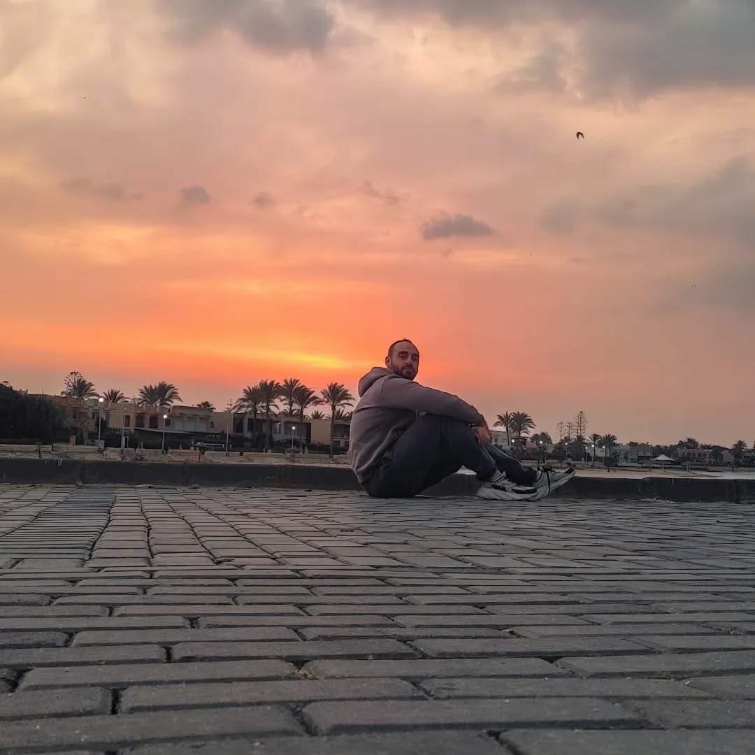 Ramadan's intensity is all about testing your self-work. Think you're doing well on the healing path? The universe gives you chances to learn more about yourself. It's the small things that show your progress. Observe, learn, and make the right moves šŖ
Ramadan Kareem