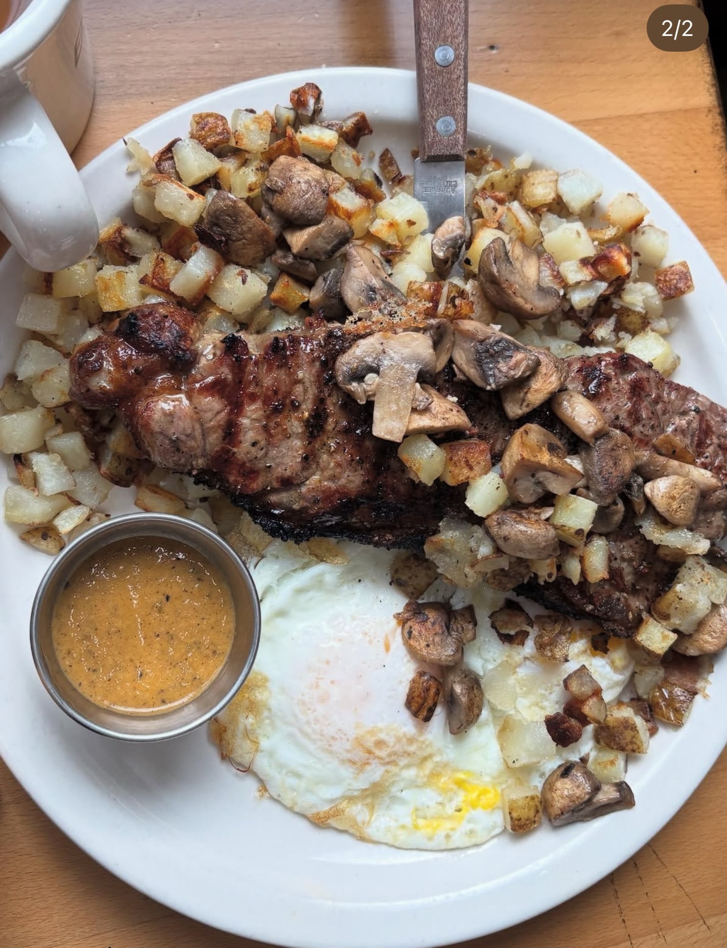 Saturday brunch is for champions only ๐๐ฅฉ
#steakandeggs #chicago #brunch