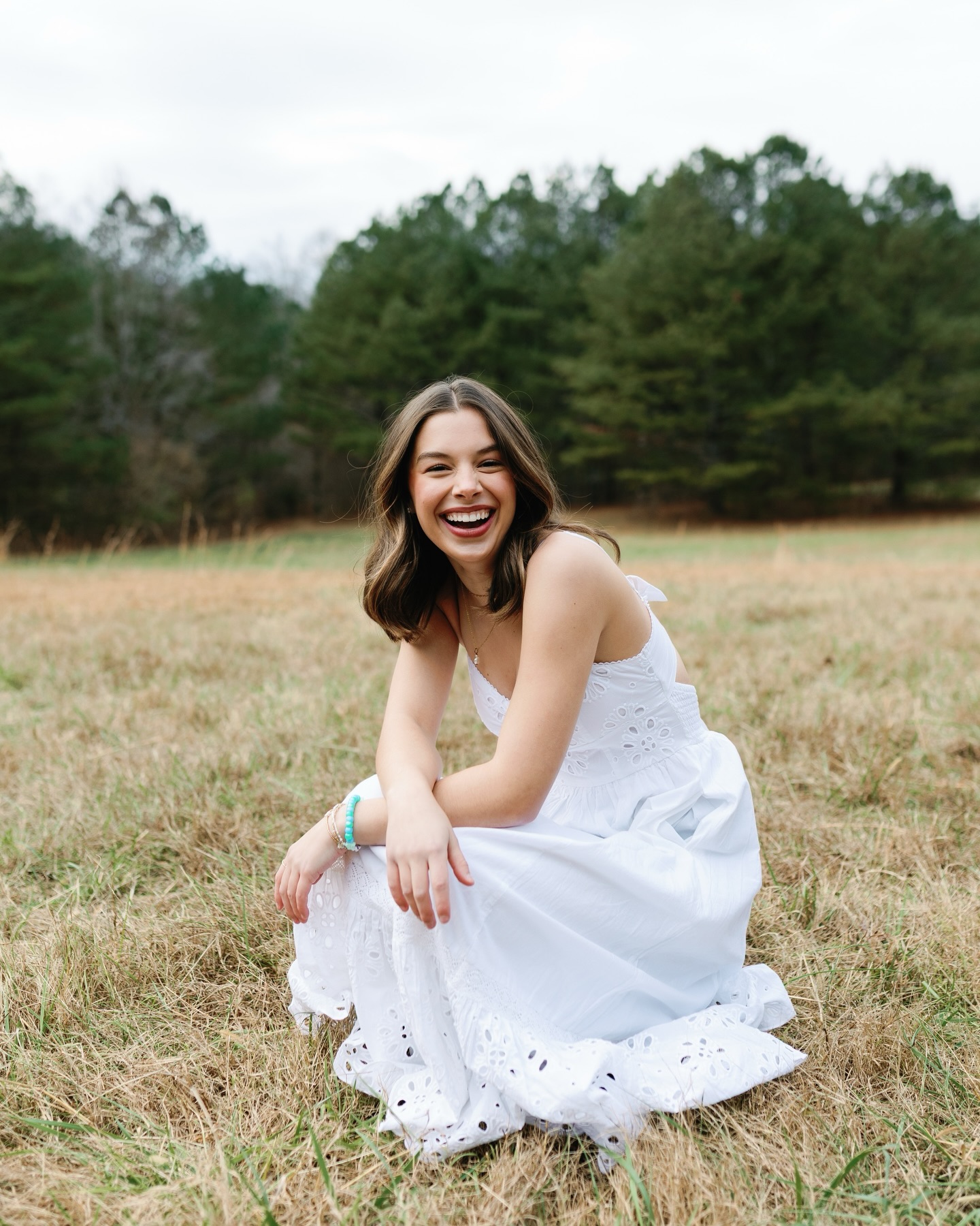 Sunshine in human form!! Shelby’s senior session was a dream ☀️⭐️ Always, always love it when clients bring things to session that are meaningful to them!
Atlanta senior photographer • senior session • senior photos • georgia senior photographer • senior session inspo • documentary photographer • atlanta documentary photographer