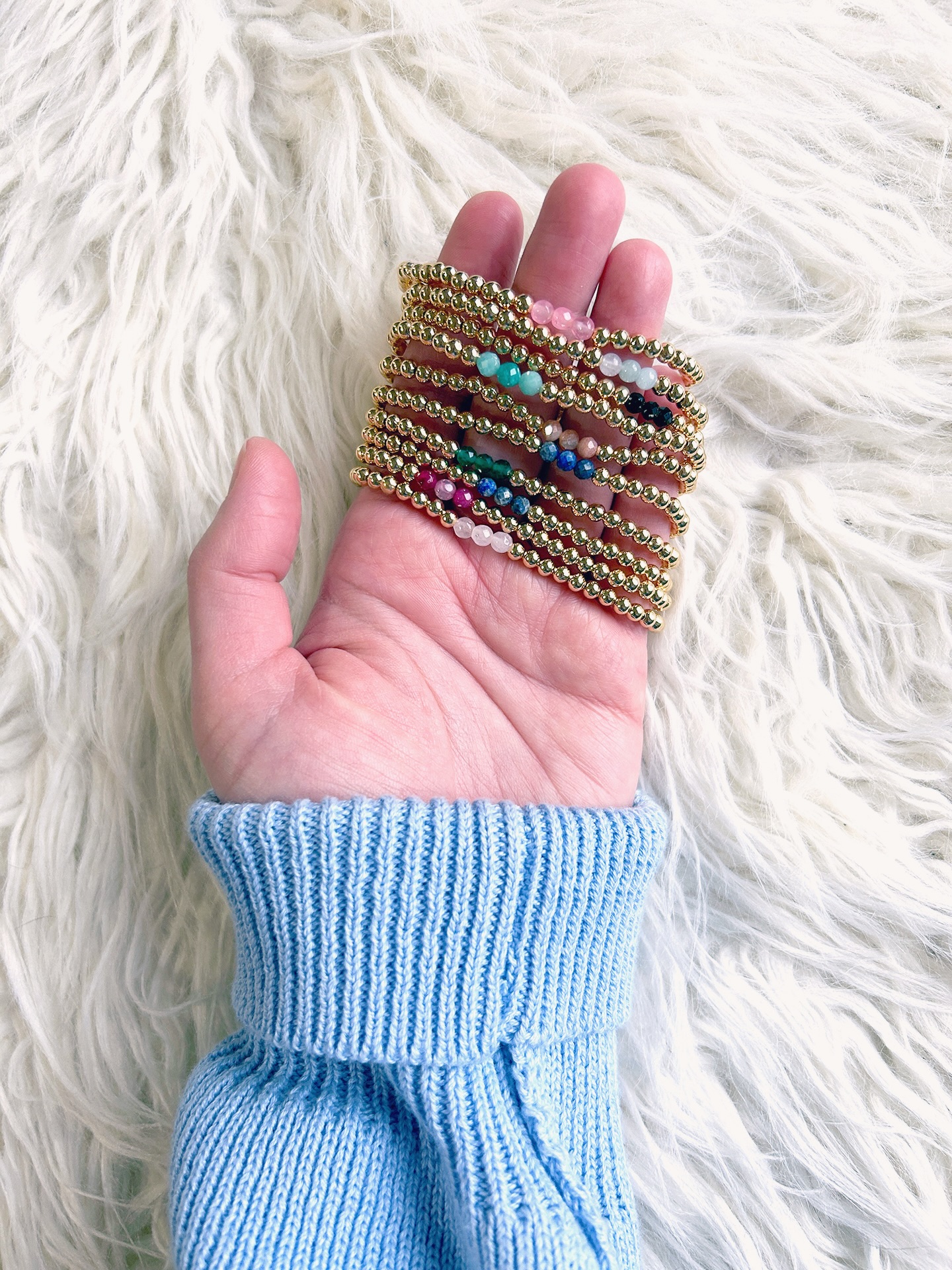 A stack of colorful Gemma bracelets to freshen up your feed 🎨—here in Rhode Island we’re very tired of the gray & white palette (both outside & in our closets)!
Handmade in the USA with gold-filled and genuine gemstone beads. Order your personal piece at kayliedawn.com or stock your store with wholesale prices at faire.com/direct/kayliedawn ✨