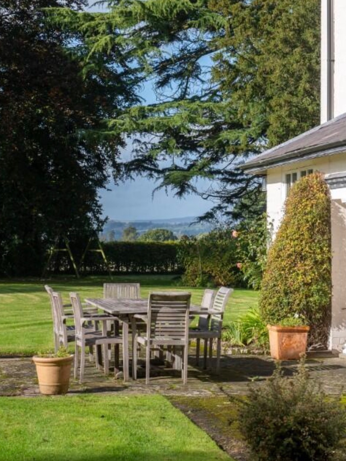 Fancy a large country home with view of the Black Mountains? 7 bedrooms, glorious extensive gardens perfect for croquet and BBQs, outbuildings and all for well under a mill. Country retreat, party house, family gatherings, away from the rat race but with butcher, baker and candlestick maker just down the road.
Contact Jonathan Bengough Estate Agents for more info 01568 720159