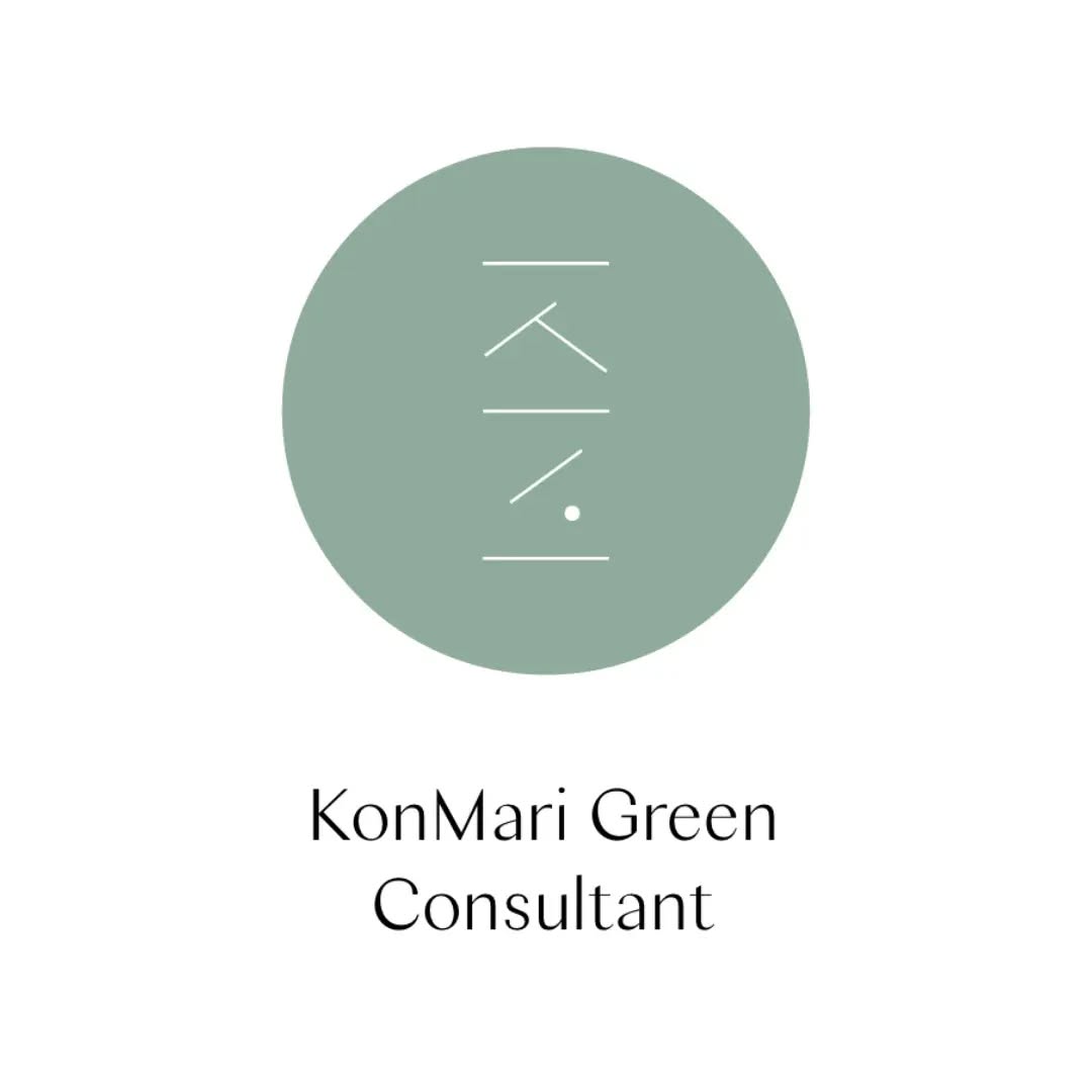 Nach meiner KonMari® Ausbildung, einer Prüfung und so einiger Praxis mit Kundinnen bin ich seit Kurzem zertifizierte KonMari® Beraterin 💚
#glueckssachen #sparkjoy #konmari #mariekondo #konmariconsultant #magiccleaning #ordnung #ordnungscoach