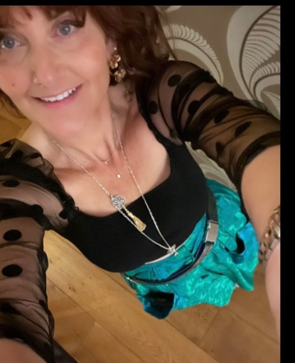 Well… here goes as we are working on the new web page… I must say I’m not one for being my own ‘brand’ i have no professional shots of me trying to overcome that shyness!
Much more importantly what I do! I have a shop now… I source for interiors, I design I paint I create. My shop is a space for inspiration
I am not a woman who enjoys looking at myself but I have spent my whole career professionally being, creating and designing some incredible projects.. also working in such skillfull inspiring teams for interiors theatre drama film.. circus.. puppetry👩🎨overseeing projects working long hours in locations peoples homes professional interiors …drafty film studios on locations high up theatre sets. On camera….behind a camera…running prop teams loading vans painting interiors sat at computers and drawing boards… professionally making models & props… I eat sleep dream design and art. I love it. On renovations and on new builds.
Nothing excited me more than sharing this knowledge through workshops or redrawing an architectural detail to use in a design. Here’s me looking half decent at a family do. My other passion- my family… my beautiful friends too….. My three children, my husband all his crazy family who have accepted me & all my eccentricity my brother and my sweet momma. Whom I care for but my best friend my brother cares for her most 🙌🏻in her late stages of dementia. Life’s not always easy but it’s adventure to me. #interiordesign #bespokeinteriors #specialistpainters #artist #designer setdesigner if you pop by you’ll find me in possible a crazy ensemble as I adore clothes but there but most definatel be splashes of paint on me👩🎨I love my world at Bbinfinkle I hope you do too!