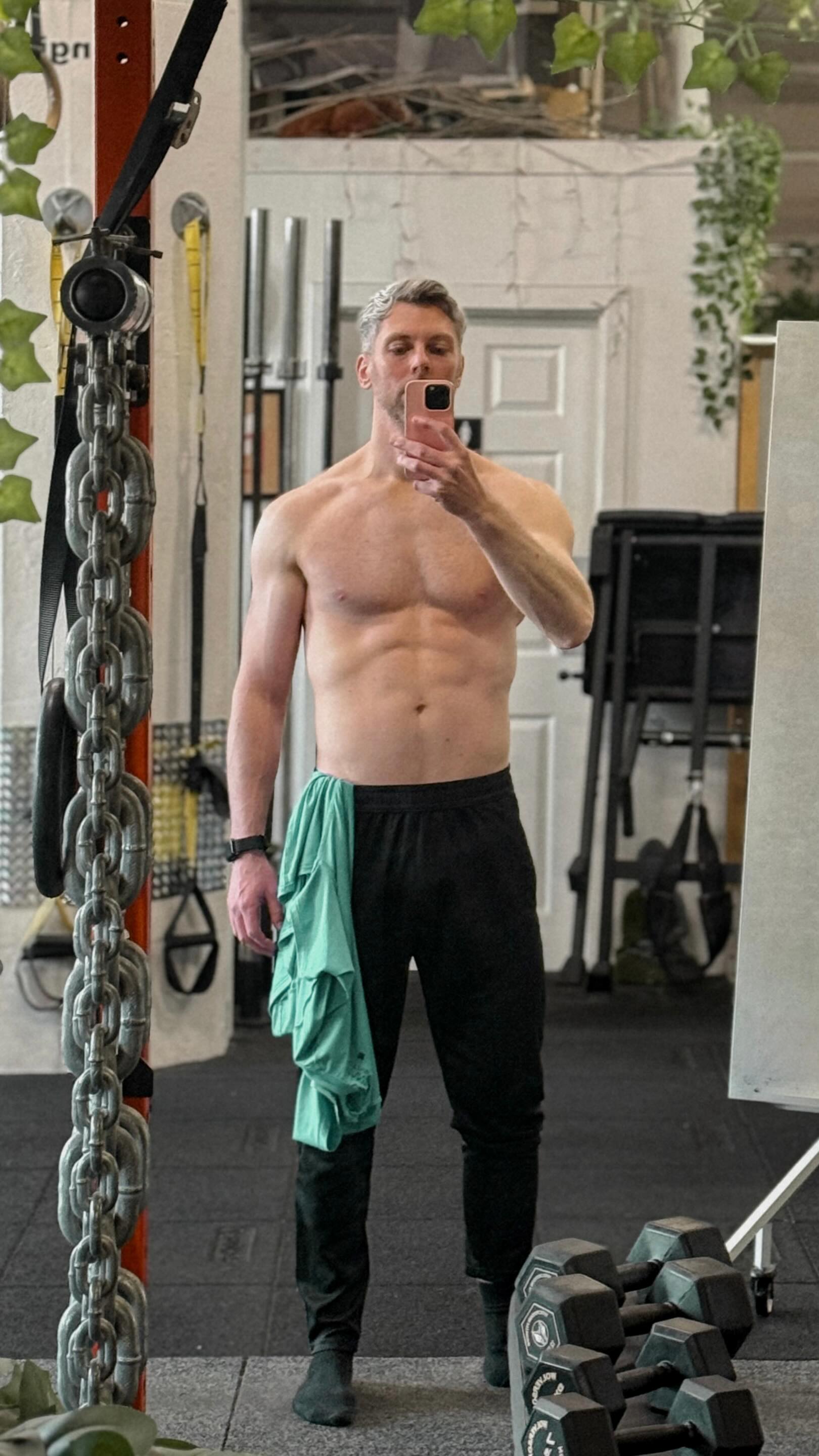  Month 2. Prime to Peak.
→ stronger → less pain → more energy
→ I built it → I use it → It works
It’s been my main plan but it also slots in nicely alongside other activities & movement things 🕺🩰🎪🧘🏻
You can run it month by month.
No big upfront commitment.
If you want structure without burnout...
this might be it.
Start smoothly right now →
onpointecoaching.com/trainingplans
#inclusivestrengthtraining #lgbtqiaonlinecoach #gymfordancers #creativefitness