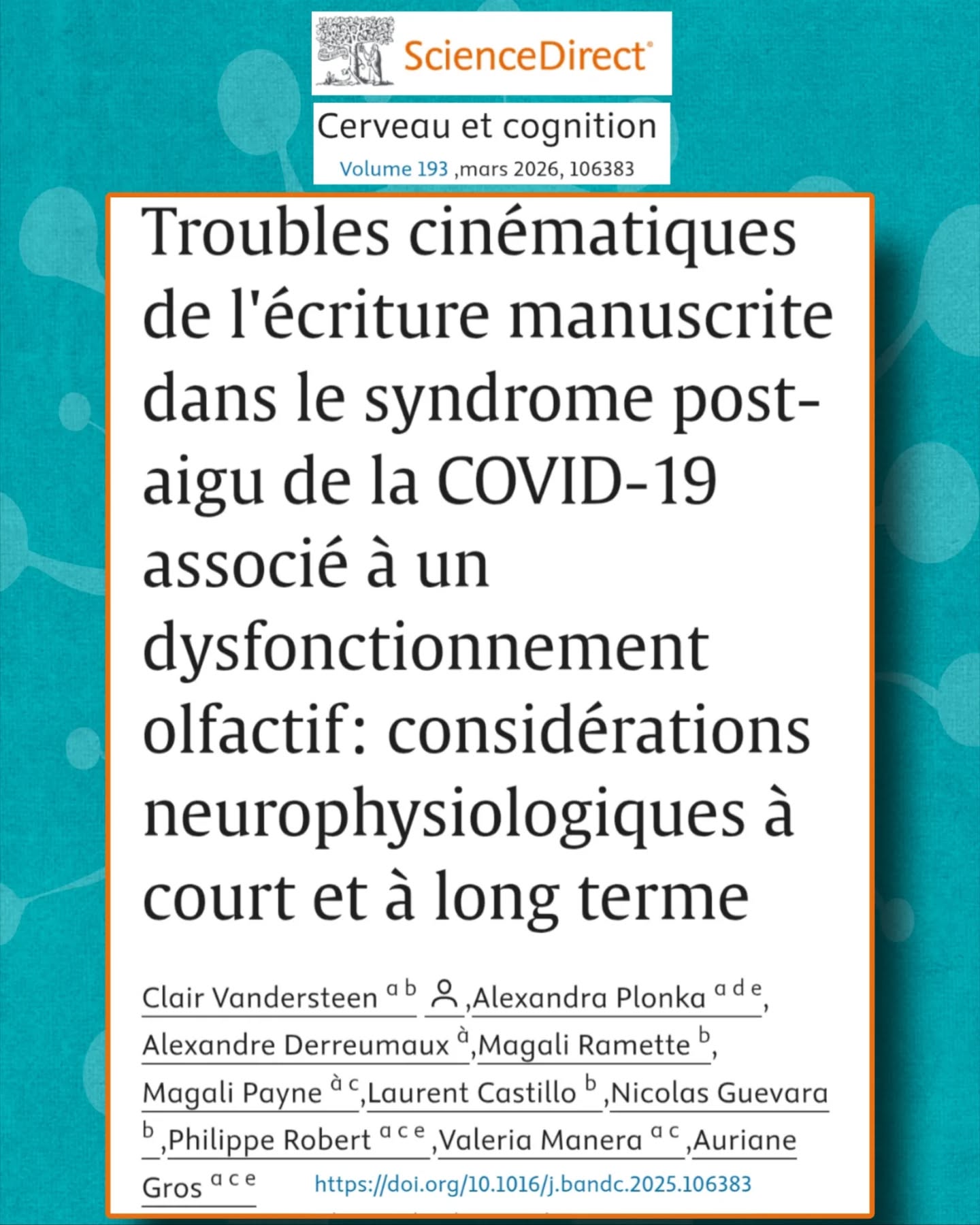 🧵Altérations de l’écriture dans le #CovidLong avec perte d’odorat 🖊️
🧠Une étude récente (Brain and Cognition, mars 2026) explore pour la 1ère fois la cinématique de l’écriture chez les patients avec syndrome post-aigu COVID-19 (#PACS) et dysfonction olfactive (OD)👇
📊Méthode :
🔹30 patients OD-PACS comparés à 30 participants sains (même âge, sexe, éducation)
🔹Écriture sur tablette digitale pour mesurer : pression du stylo (moyenne et max), vitesse et fluidité des mouvements
🔹Comparaison secondaire avec 16 patients Alzheimer/MCI et 16 témoins
✏️Résultats principaux :
🔸Les patients OD-PACS présentent une pression plus faible, une vitesse réduite et des mouvements moins fluides et moins variables
🔸Ces altérations apparaissent sur tous types de tâches : linguistiques, cognitives non-linguistiques et motrices
👃Fait intéressant :
👉Aucune corrélation entre l’altération de l’odorat et les troubles de l’écriture
👉Les altérations motrices fines semblent donc indépendantes de l’olfaction
🔬Comparaison Alzheimer/MCI :
AD = maladie d’Alzheimer
MCI = trouble cognitif léger
👉Les patients AD/MCI montrent une pression plus élevée dans certains tests
👉L’écriture ne peut donc pas être utilisée de la même façon pour dépister Alzheimer chez les patients OD-PACS
⚠️Implications :
🔸Le Covid Long peut provoquer des troubles moteurs fins généralisés
🔸L’écriture devient plus lente, moins précise, moins fluide
🔸Ces altérations apparaissent même sans pathologie neurodégénérative détectable
📌Conclusion :
👉Première preuve de modifications de la cinématique de l’écriture chez OD-PACS
👉Altérations significatives : pression réduite, lenteur et fluidité diminuée
👉Impact potentiel sur les tests cognitifs et dépistages #Alzheimer
👉Des études longitudinales sont nécessaires pour comprendre l’origine et la réversibilité de ces troubles
#Apresj20 #SantéCognitive
https://www.sciencedirect.com/science/article/abs/pii/S027826262500123X