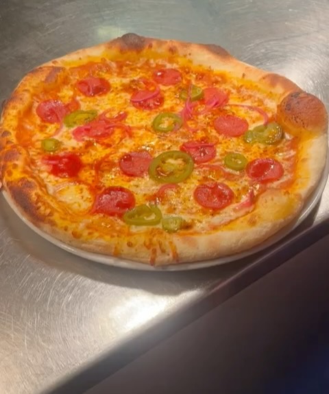 🍕PIZZA NIGHTS 🍕
- our delicious pizzas are available on Sunday & Monday nights, booking recommended.
#bristolgoodfood #bristolpizzas #bristolwheretoeat #bristolevenings #bristolpubfood