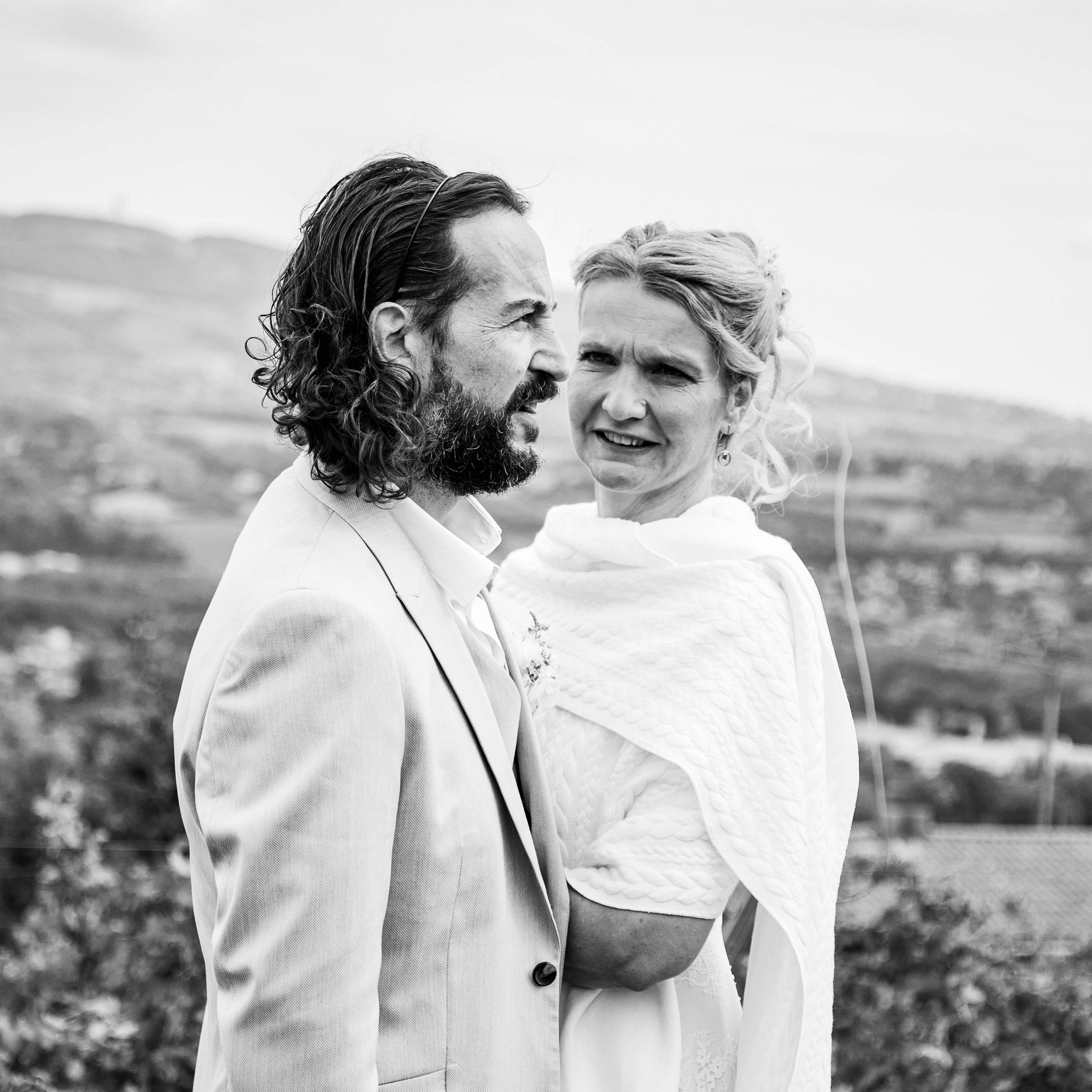 Photographie de couple dans les vignes 🍇
#mariage #wedding #love #deco #bride #weddingday #amour #weddingdress #bridetobe #couple #weddingplanner #robedemariee #lyon #photographelyon #weddinginspiration #france #fashion #mariagelyon #photography #weddingphotography #reportagespotlight #decoration #weddingphotographer #canon5dmarkiv #canon #photographemariage #reportage