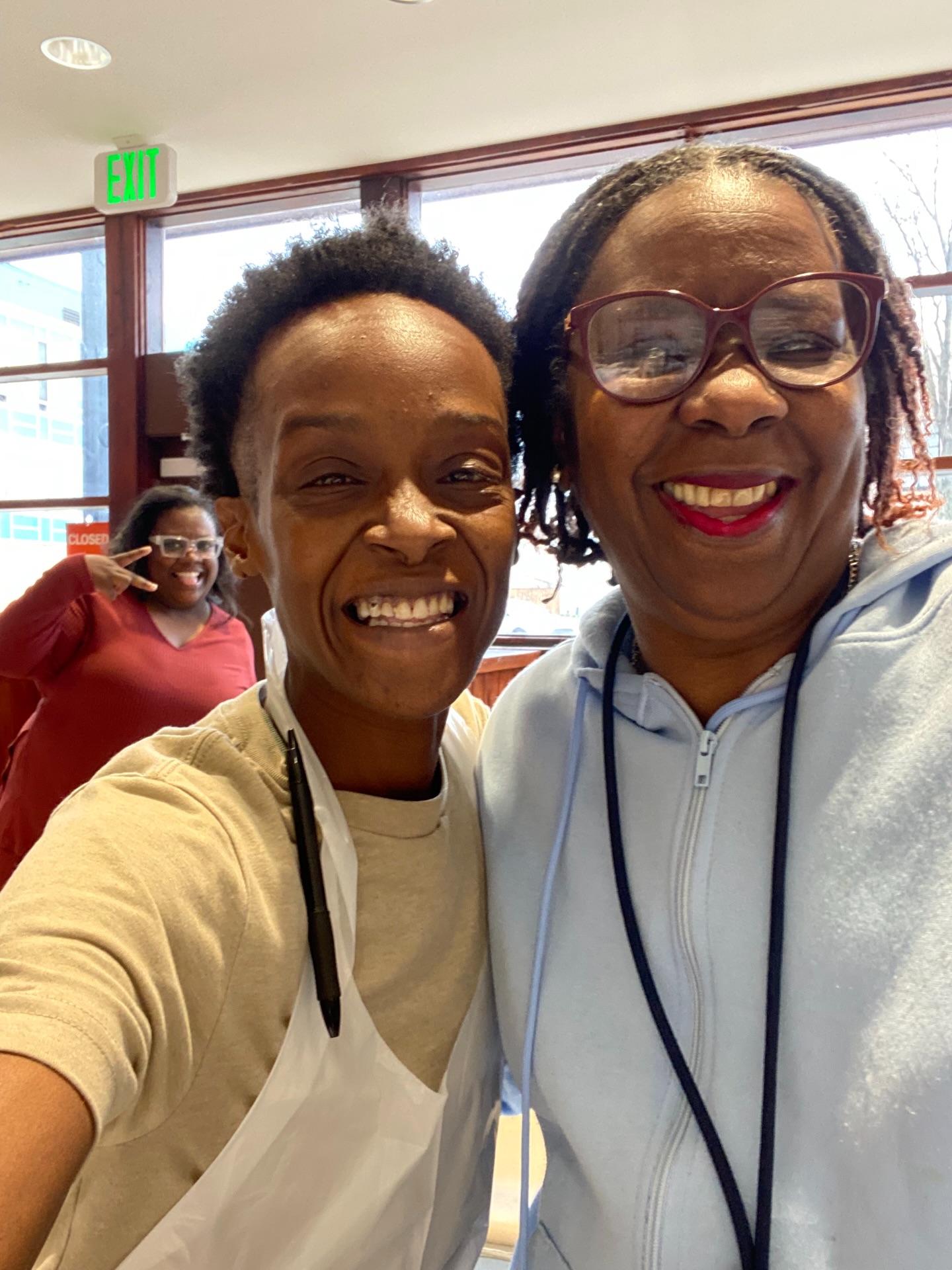 When our customer’s order from @doordash then come inside the shop to order and check us out.